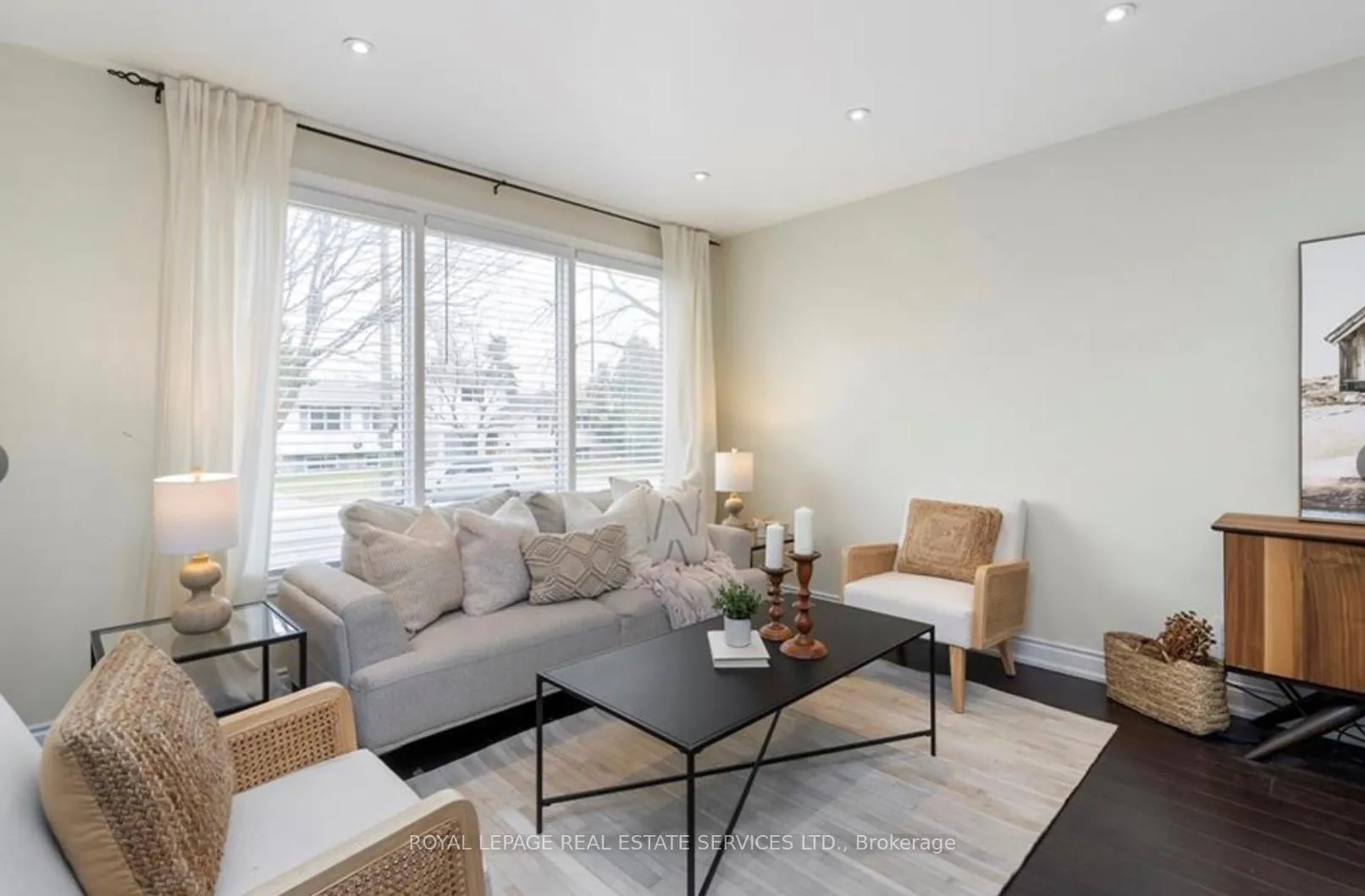 Photo 3 of Unit Main, 298 West 18th Street, Hamilton, Rolston — HOMEH
