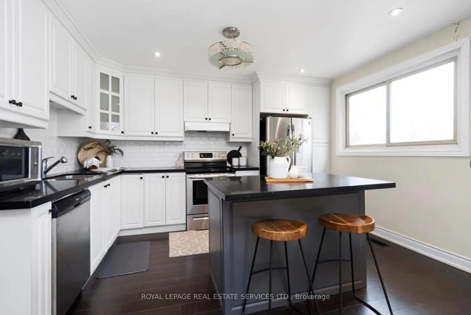 Photo 6 of Unit Main, 298 West 18th Street, Hamilton, Rolston — HOMEH
