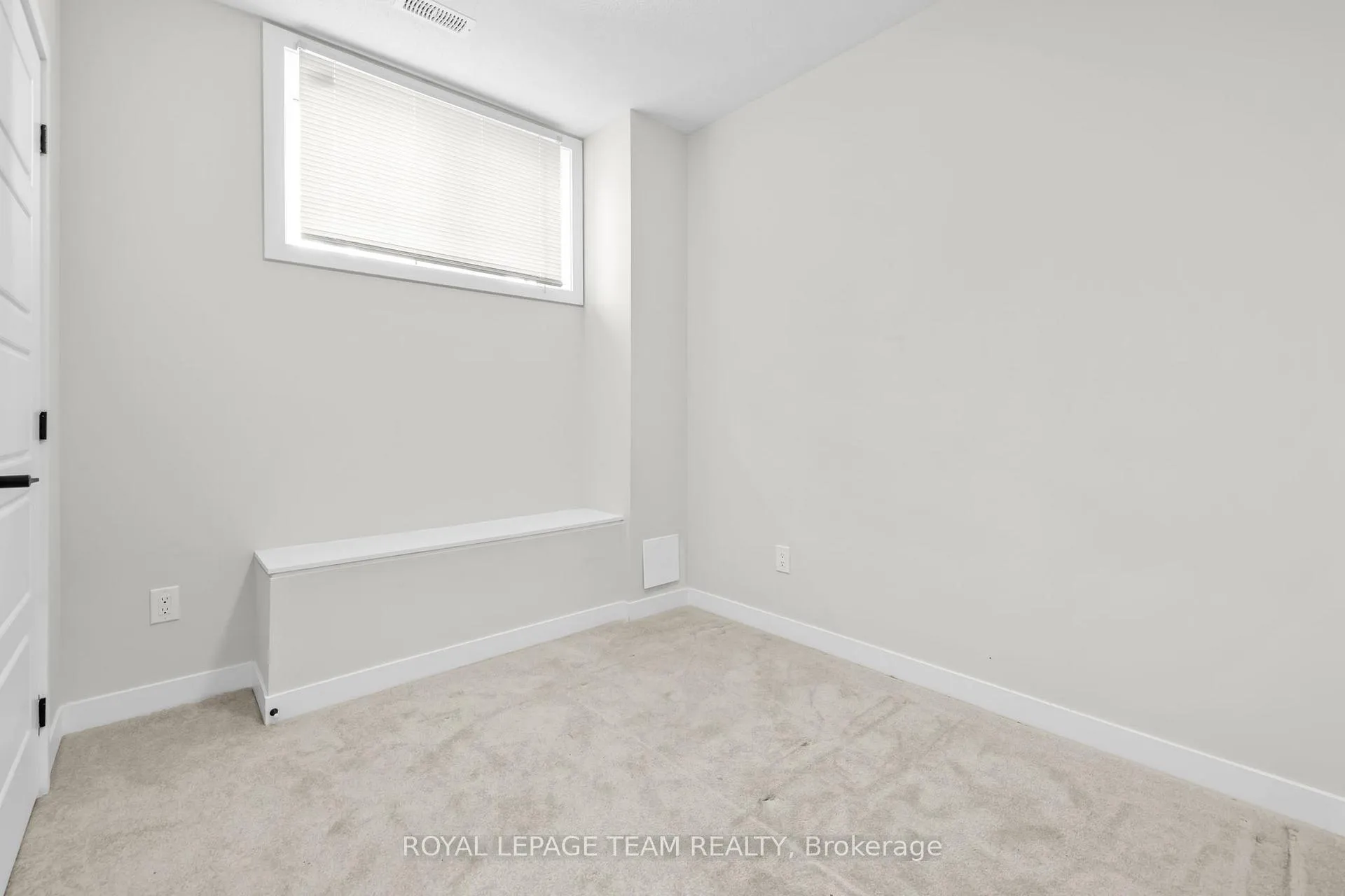 Photo 18 of 307 Catsfoot Walk, Ottawa, Barrhaven - Half Moon Bay — HOMEH