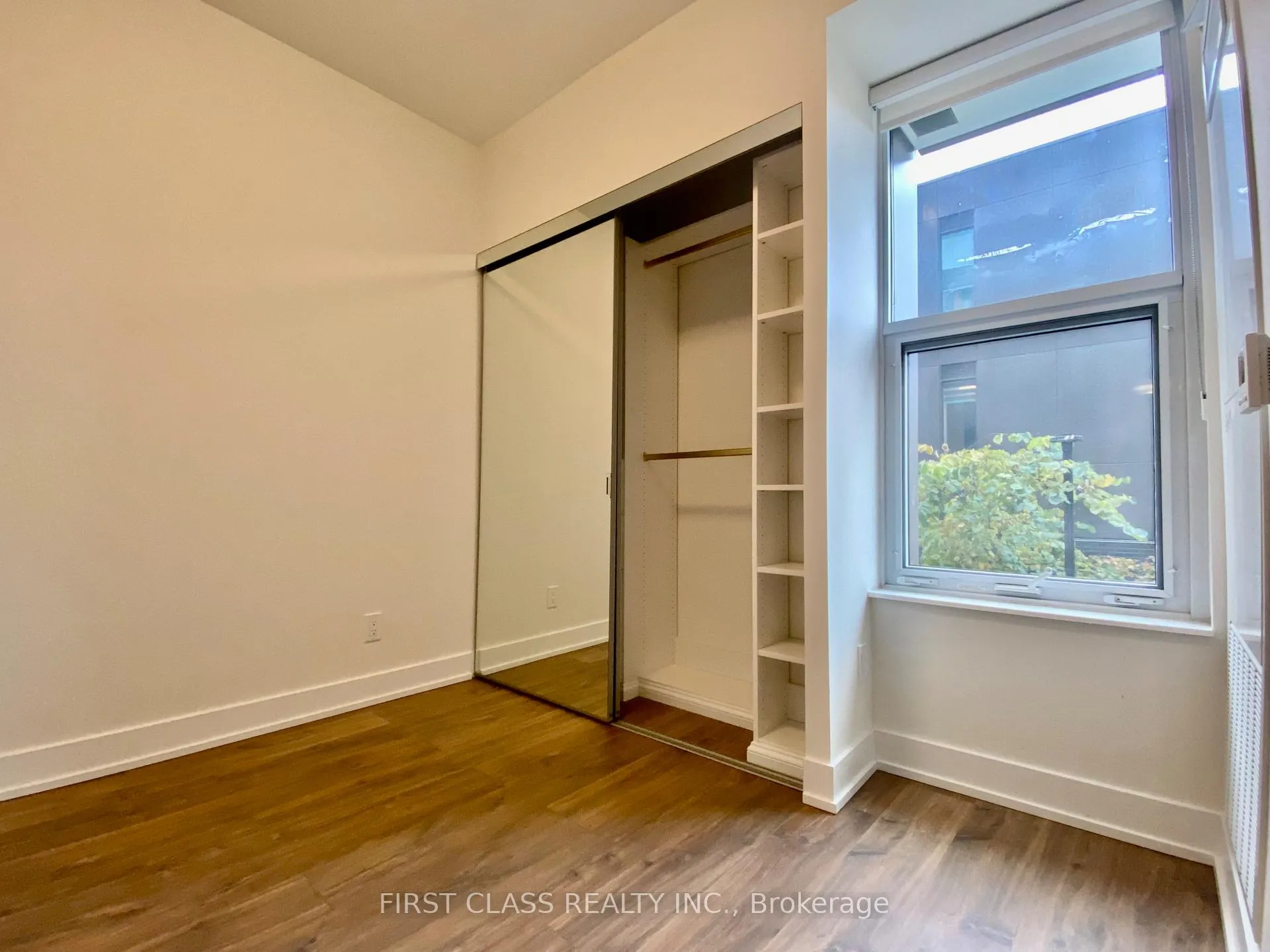 Photo 31 of Unit 119, 80 Vanauley Street, Toronto, Kensington-Chinatown — HOMEH