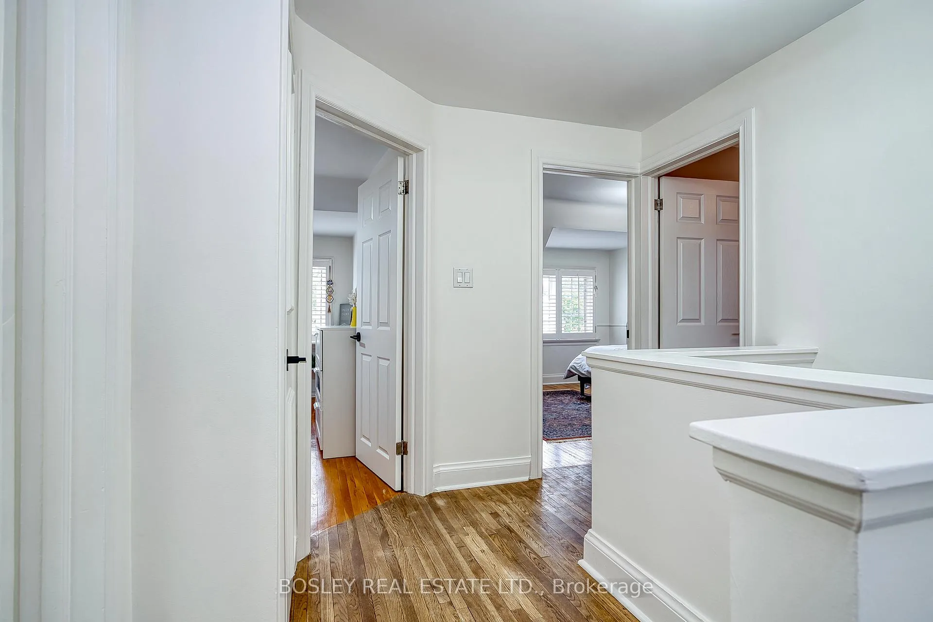 Photo 22 of 23 Farnsworth Drive, North York, Humberlea-Pelmo Park — HOMEH