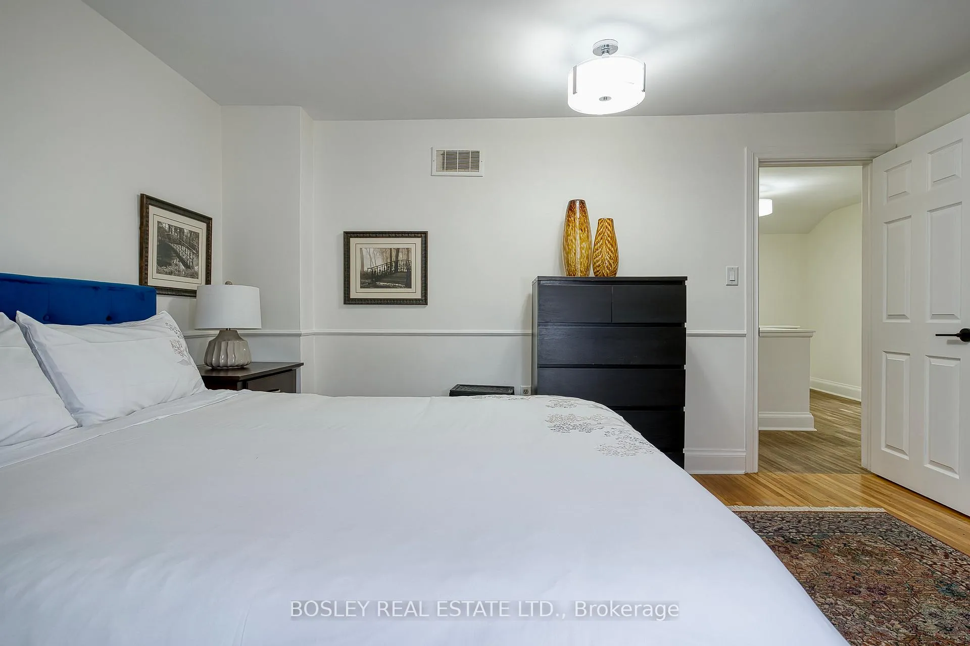 Photo 33 of 23 Farnsworth Drive, North York, Humberlea-Pelmo Park — HOMEH