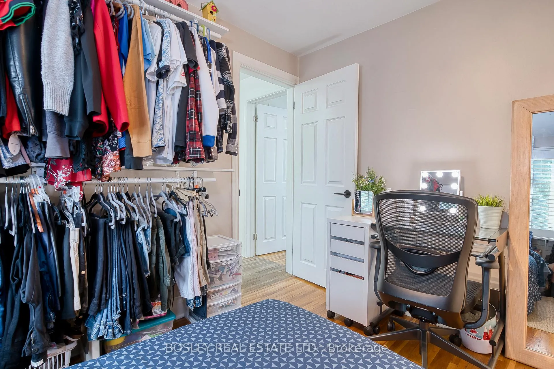 Photo 36 of 23 Farnsworth Drive, North York, Humberlea-Pelmo Park — HOMEH