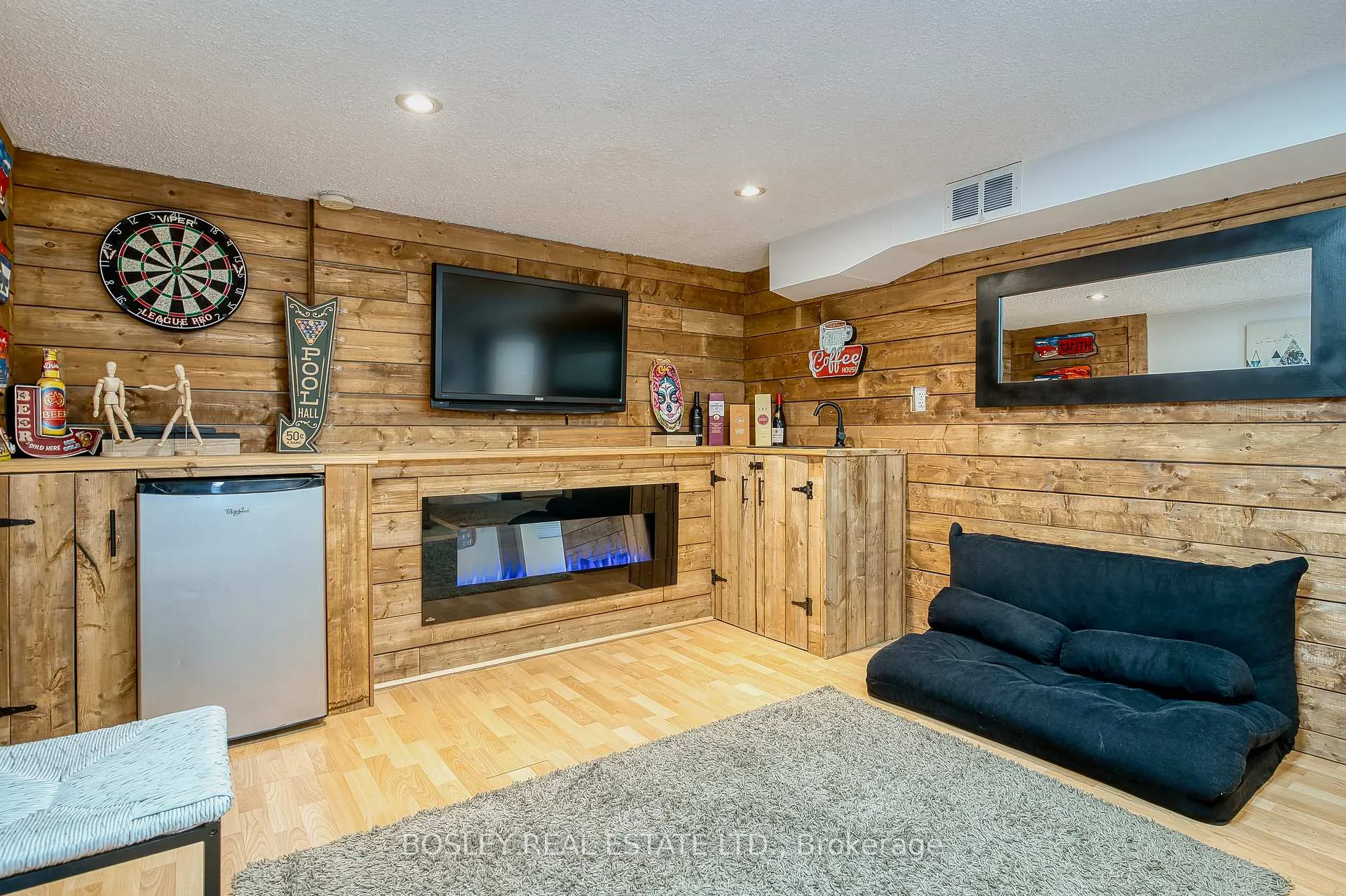 Photo 39 of 23 Farnsworth Drive, North York, Humberlea-Pelmo Park — HOMEH