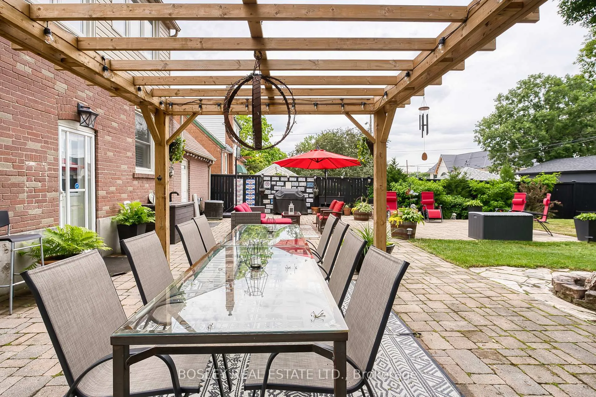 Photo 48 of 23 Farnsworth Drive, North York, Humberlea-Pelmo Park — HOMEH