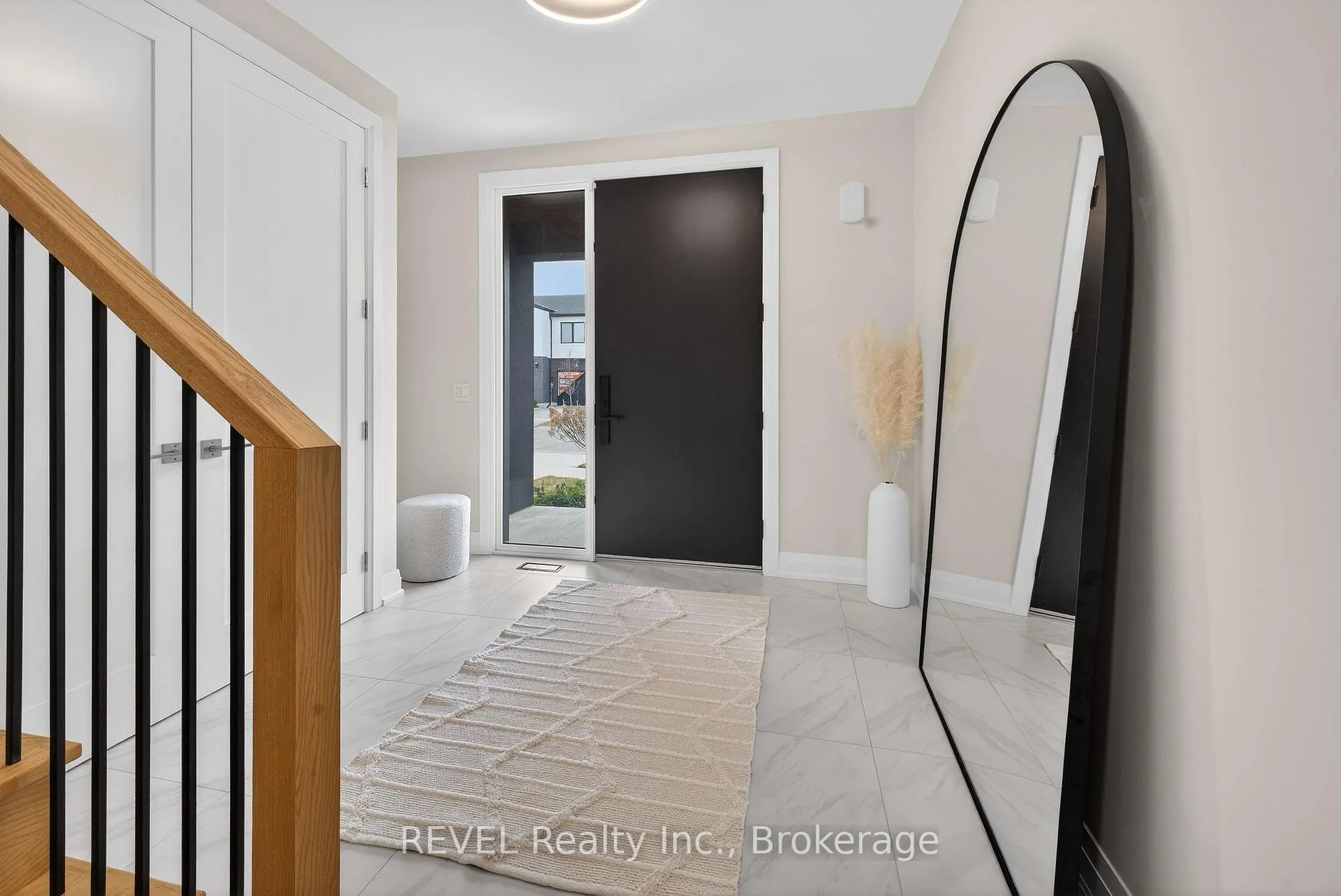 Photo 7 of 17 Arsenault Crescent, Pelham, Fonthill — HOMEH
