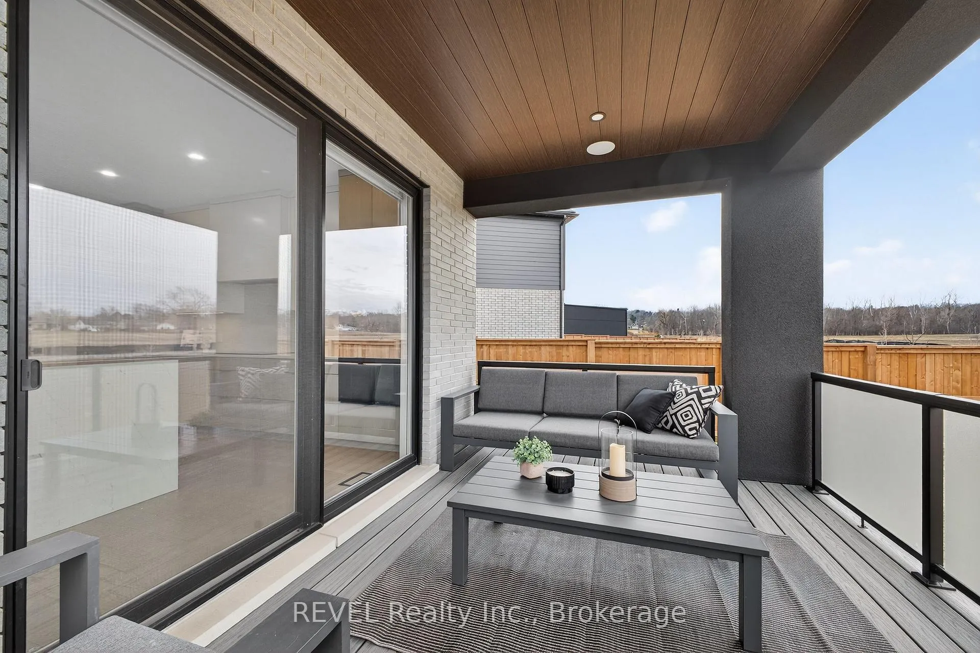 Photo 43 of 17 Arsenault Crescent, Pelham, Fonthill — HOMEH