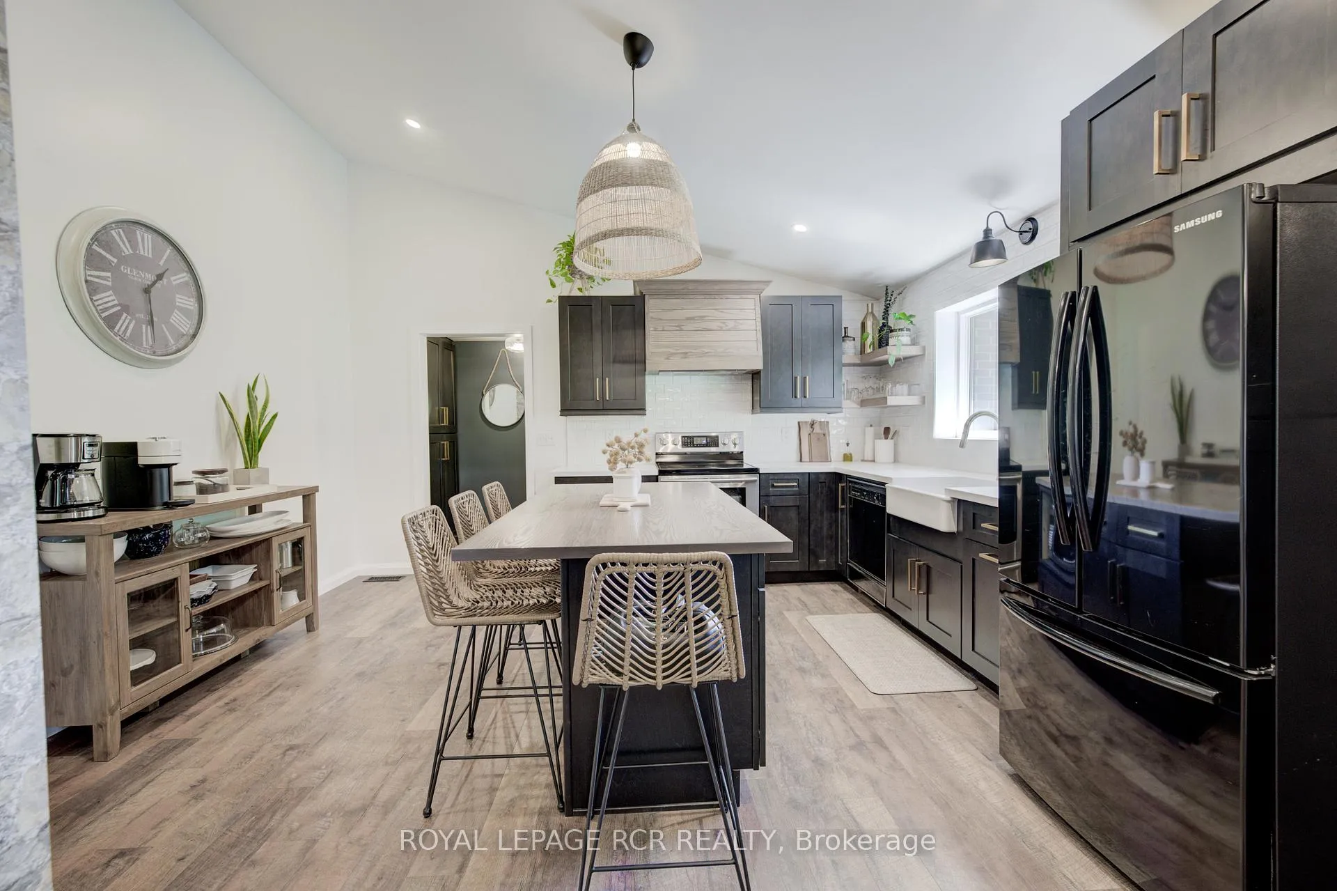 Photo 6 of 22 Smith Drive, Mapleton, Rural Mapleton — HOMEH