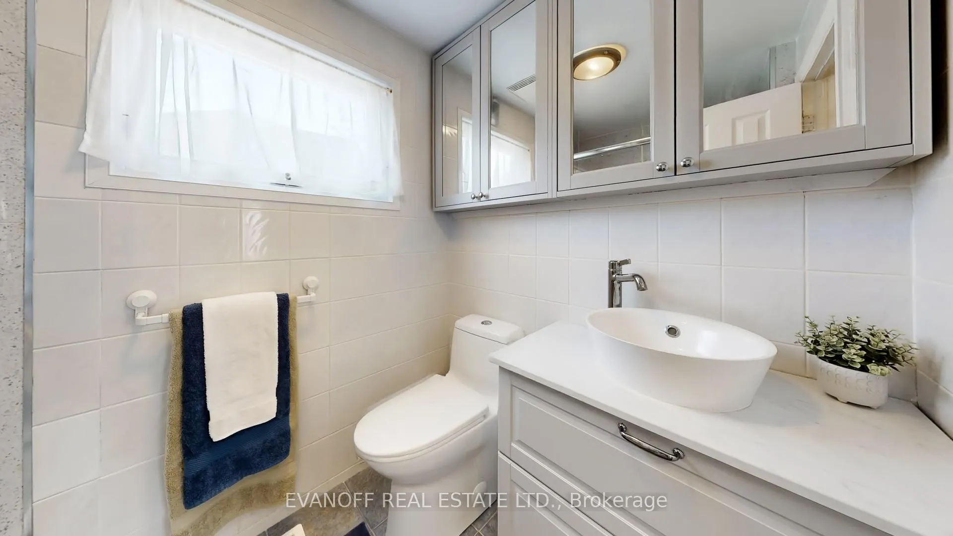 Photo 25 of 1 Sonneck Square, Scarborough, Guildwood — HOMEH