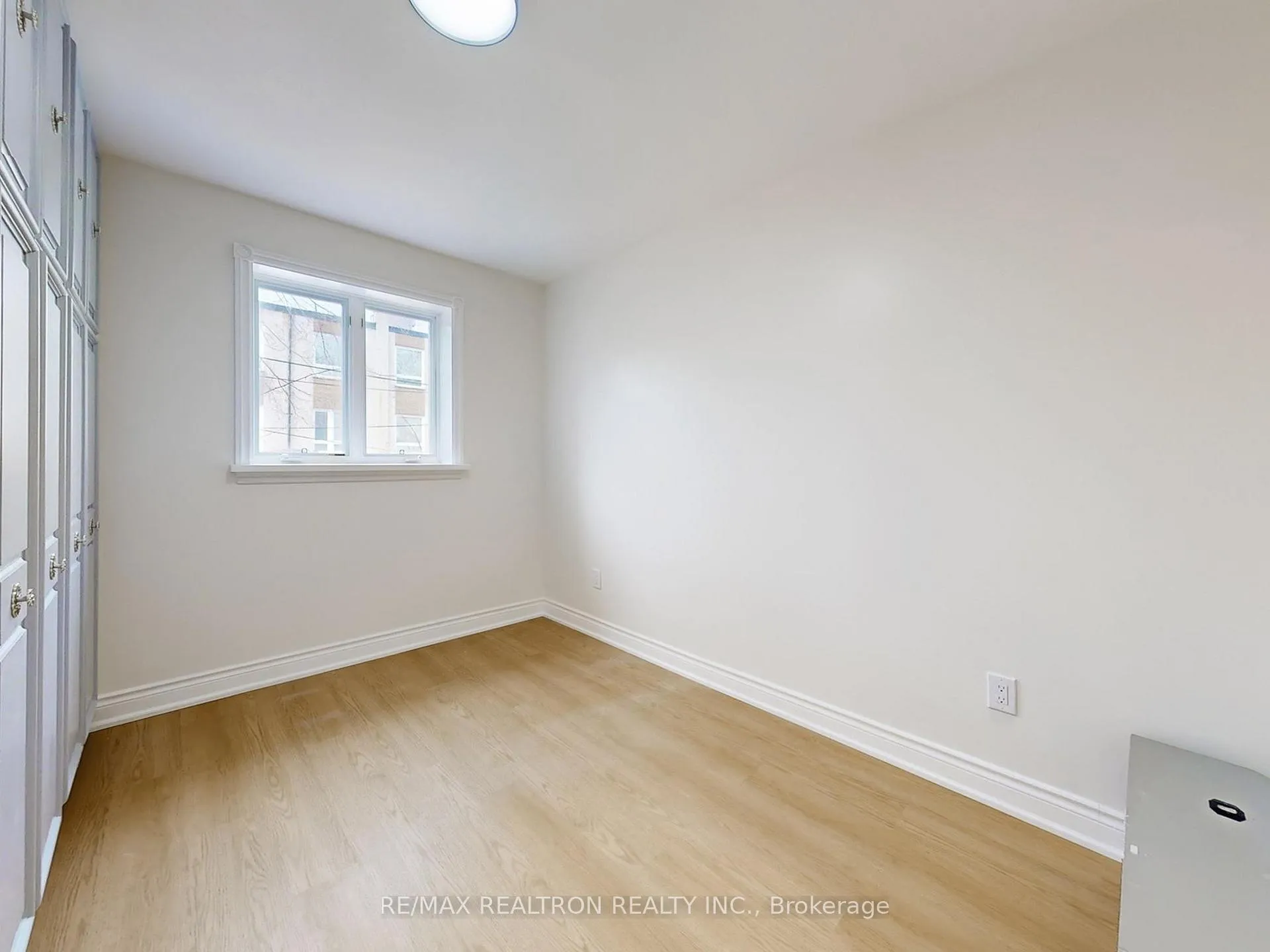 Photo 15 of 24 Hollaman Road, Toronto, Englemount-Lawrence — HOMEH