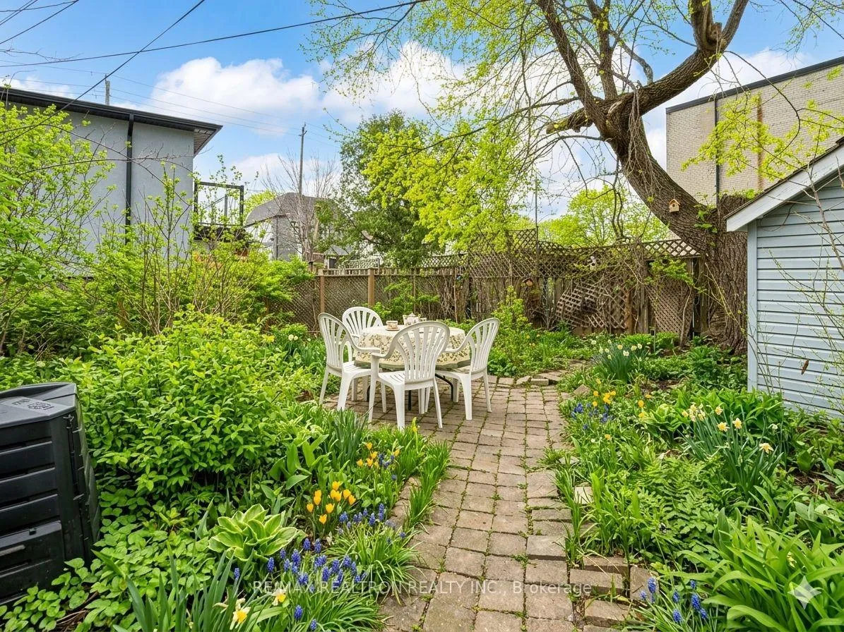 Photo 24 of 24 Hollaman Road, Toronto, Englemount-Lawrence — HOMEH