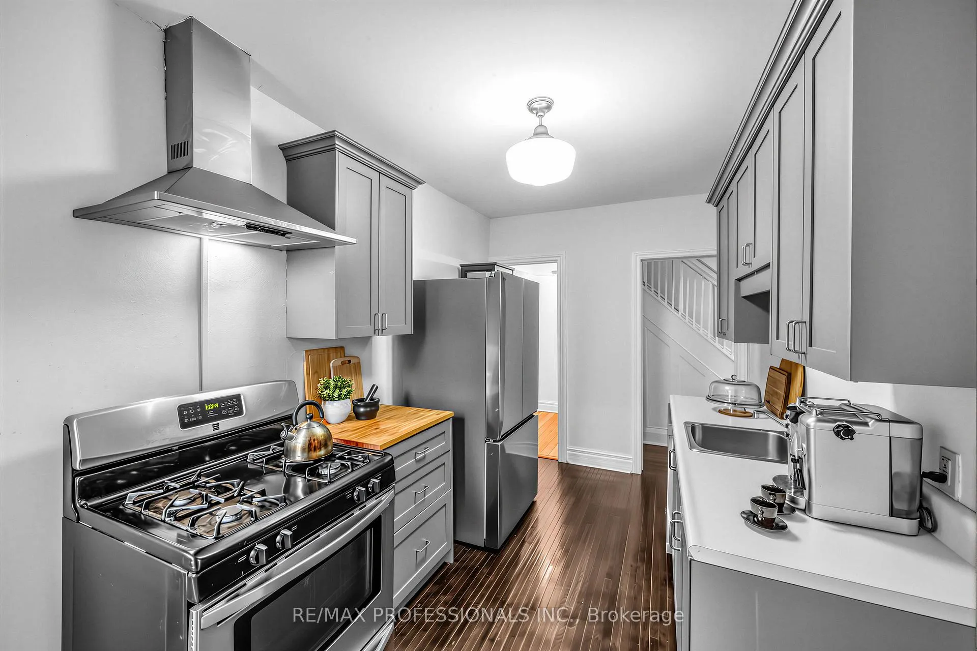 Photo 8 of 358 Roxton Road, Toronto, Palmerston-Little Italy — HOMEH