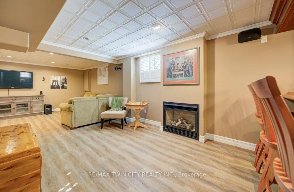 Photo 28 of 640 Heathcliffe Place, Waterloo — HOMEH