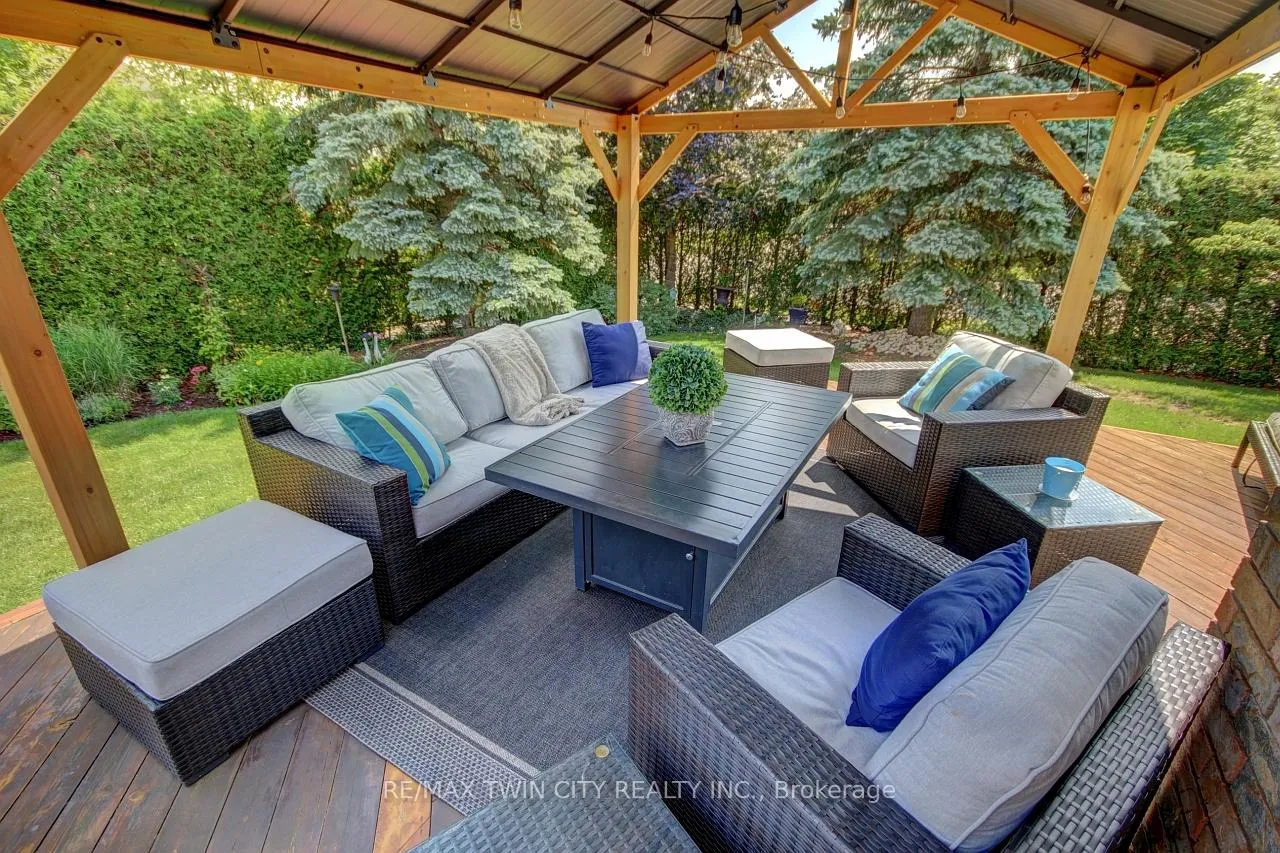 Photo 35 of 640 Heathcliffe Place, Waterloo — HOMEH