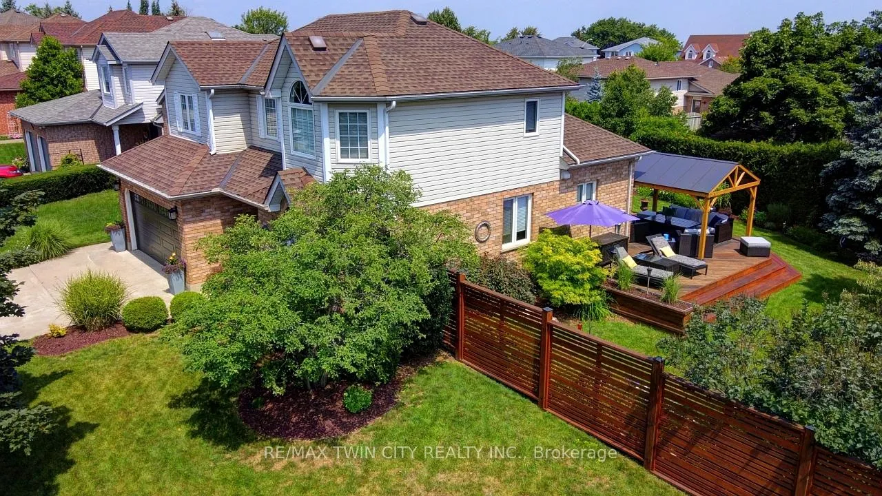 Photo 38 of 640 Heathcliffe Place, Waterloo — HOMEH