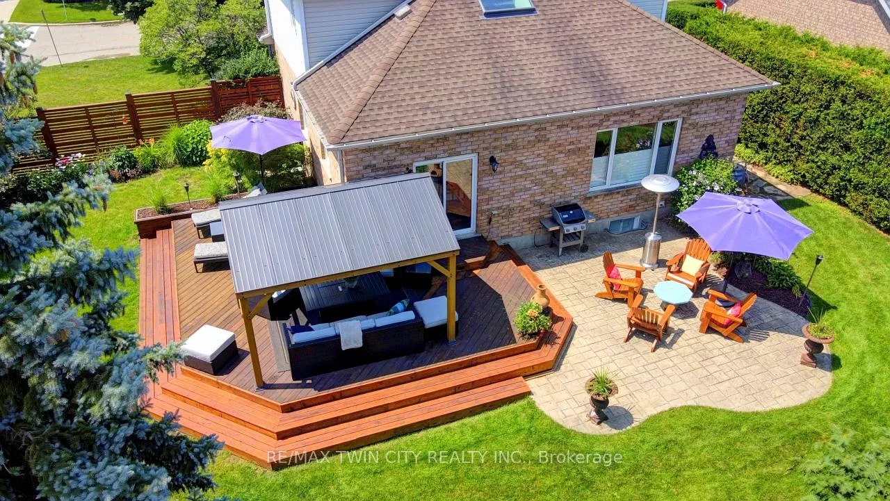 Photo 41 of 640 Heathcliffe Place, Waterloo — HOMEH