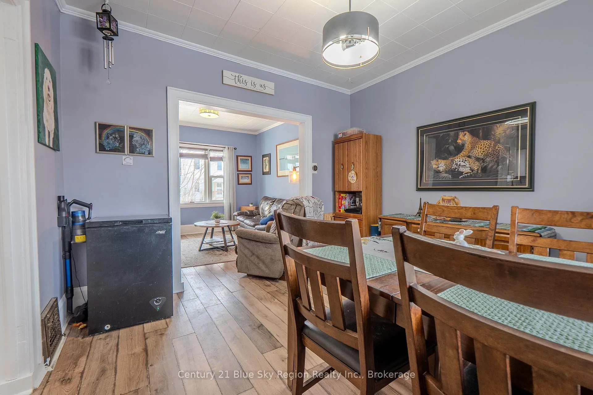Photo 12 of 127 Fifth Avenue E, North Bay, Central — HOMEH
