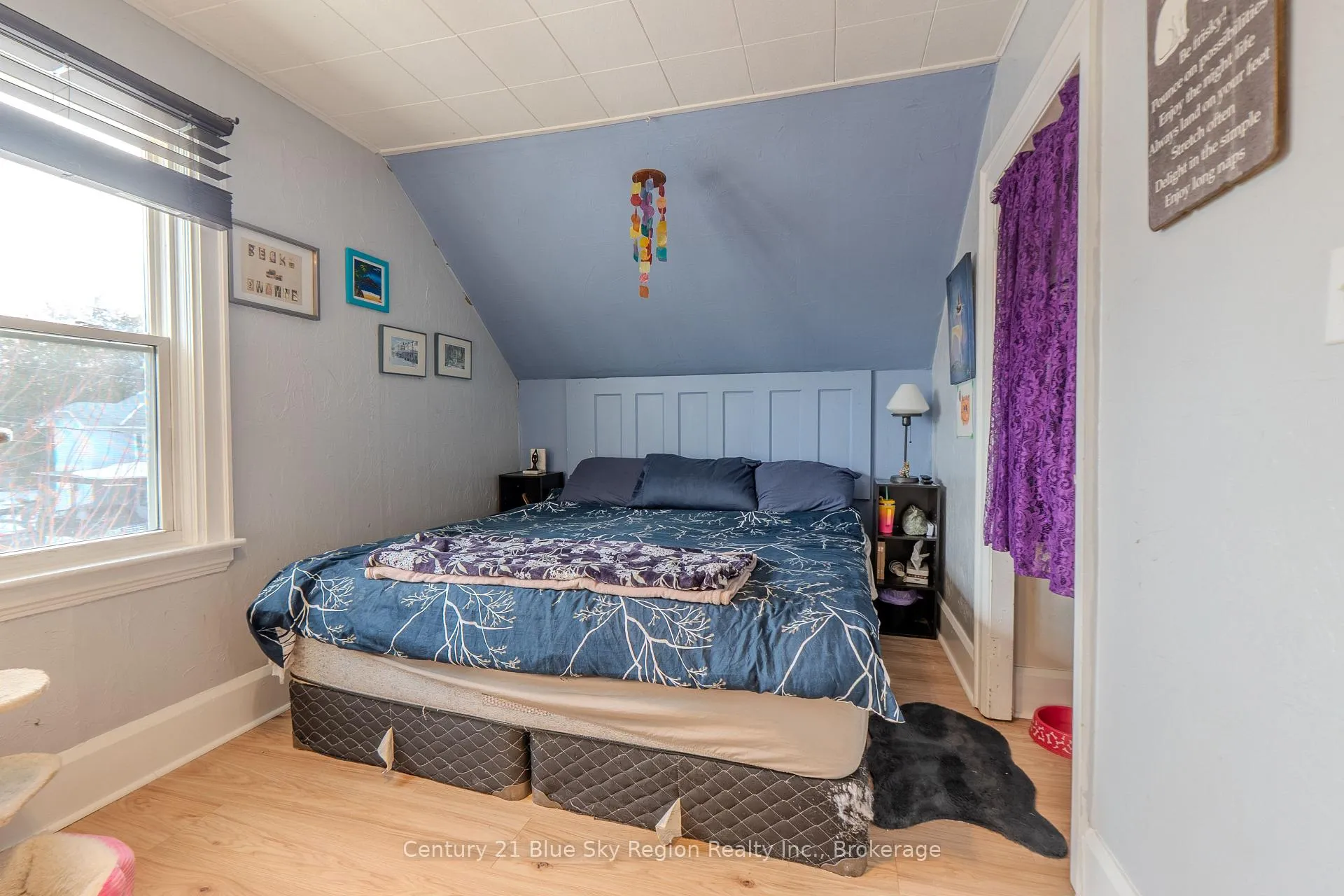 Photo 26 of 127 Fifth Avenue E, North Bay, Central — HOMEH