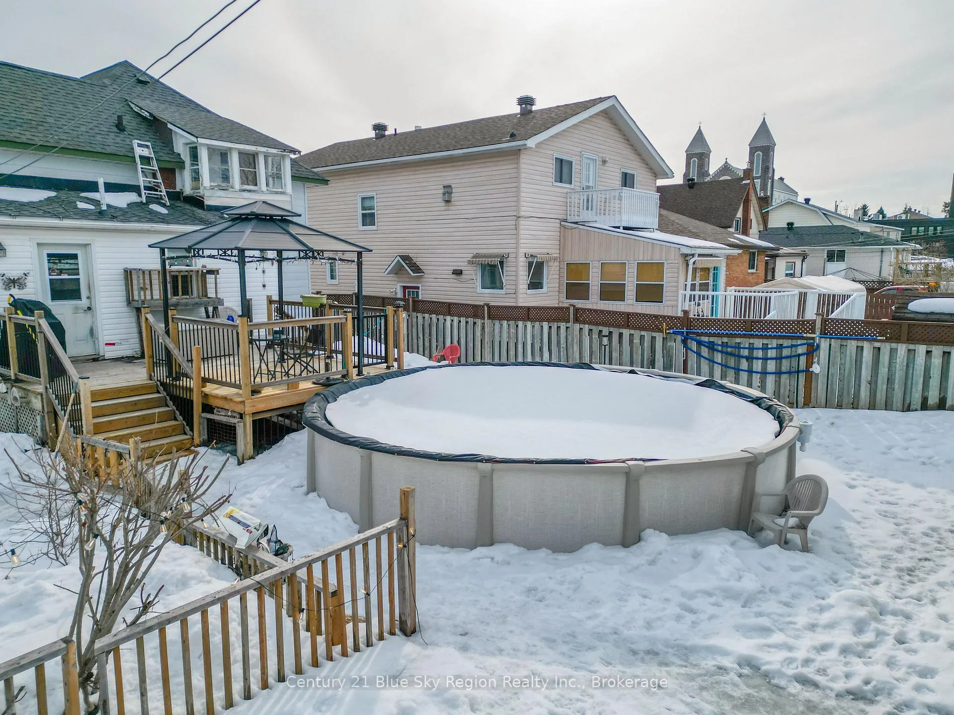 Photo 34 of 127 Fifth Avenue E, North Bay, Central — HOMEH
