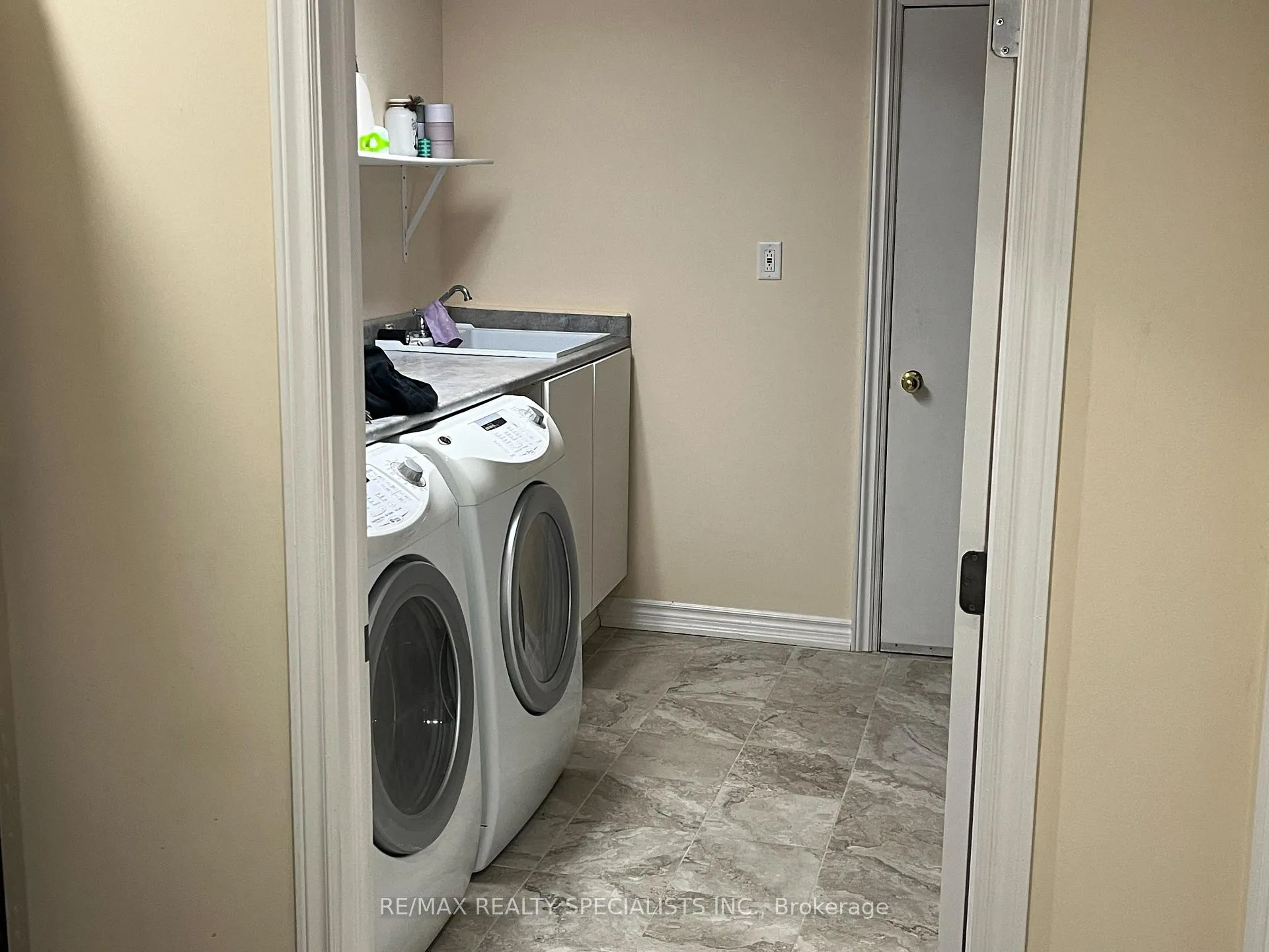 Photo 19 of 1098 Cumming Boulevard, Milton, Clarke — HOMEH