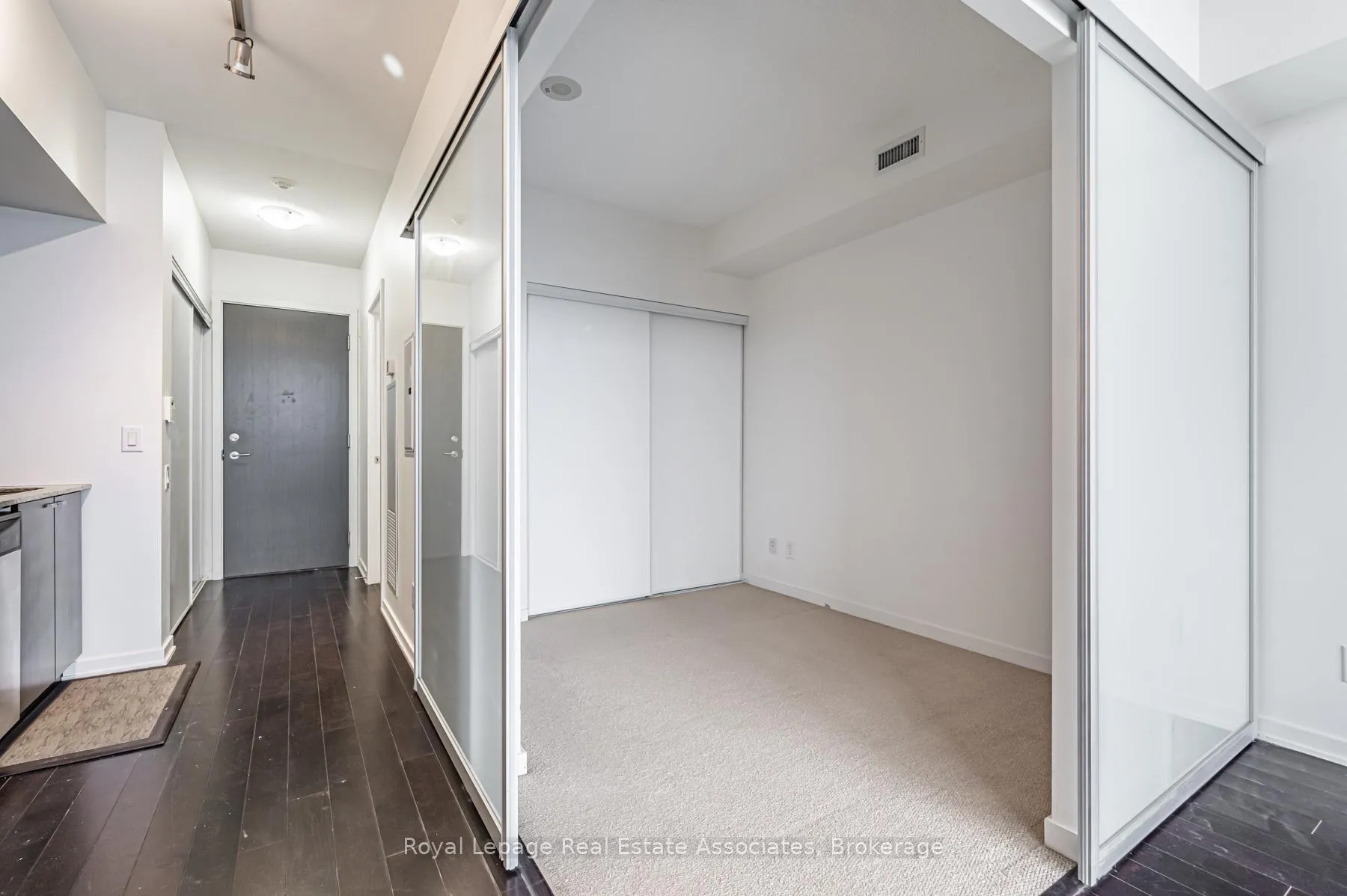 Photo 21 of Unit 2206, 105 The Queensway, Toronto, High Park-Swansea — HOMEH