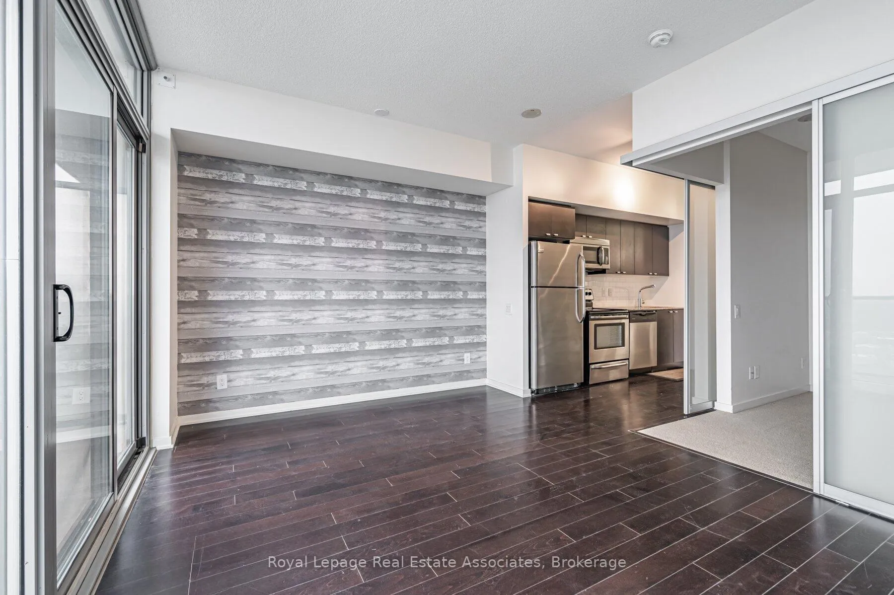 Photo 24 of Unit 2206, 105 The Queensway, Toronto, High Park-Swansea — HOMEH