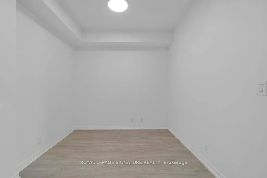 Photo 7 of Unit 707, 9235 Jane Street, Vaughan, Maple — HOMEH