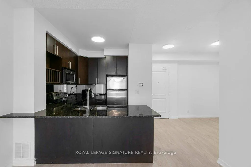 Photo 10 of Unit 707, 9235 Jane Street, Vaughan, Maple — HOMEH