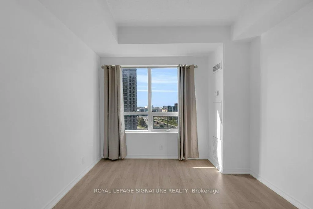 Photo 15 of Unit 707, 9235 Jane Street, Vaughan, Maple — HOMEH