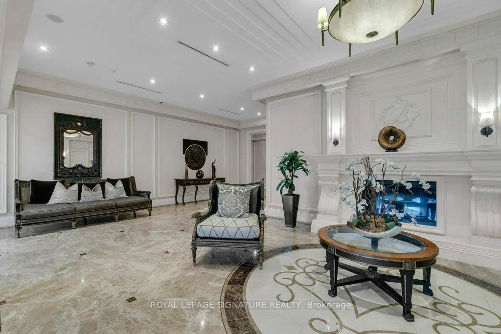 Photo 45 of Unit 707, 9235 Jane Street, Vaughan, Maple — HOMEH