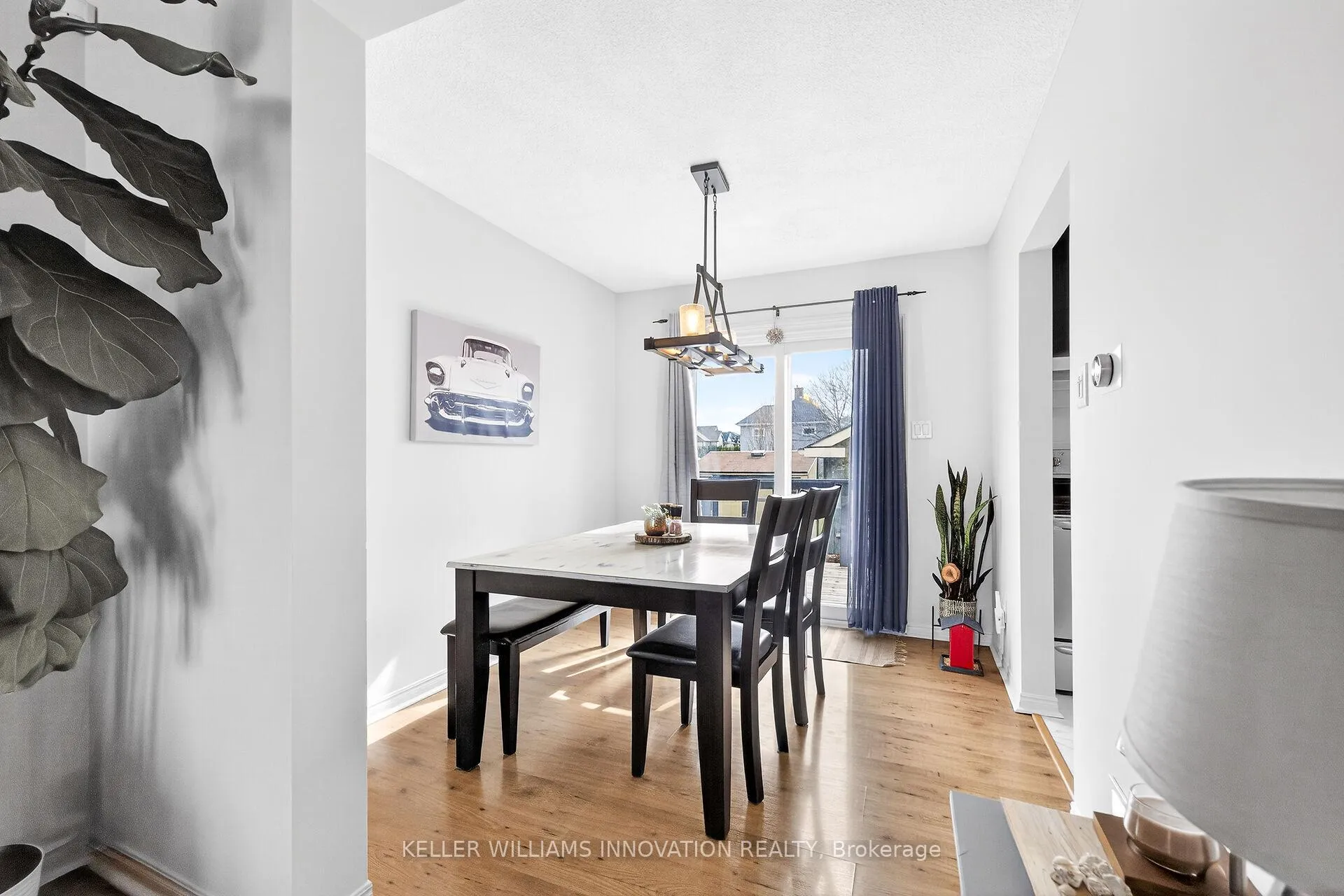 Photo 11 of 19 Grand Avenue, Grimsby, Grimsby Beach — HOMEH