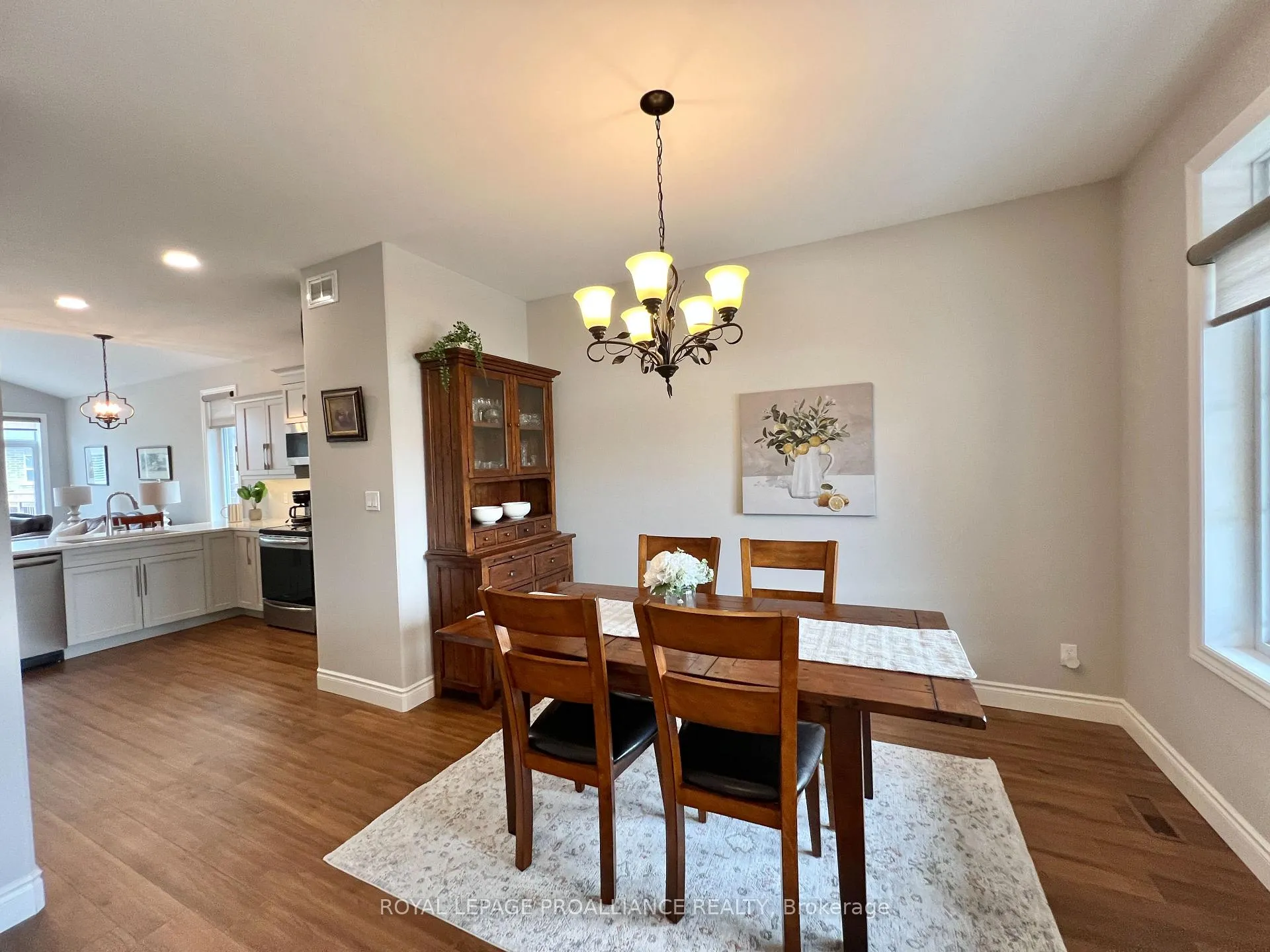 Photo 3 of 89 Hampton Ridge Drive, Belleville, Thurlow Ward — HOMEH