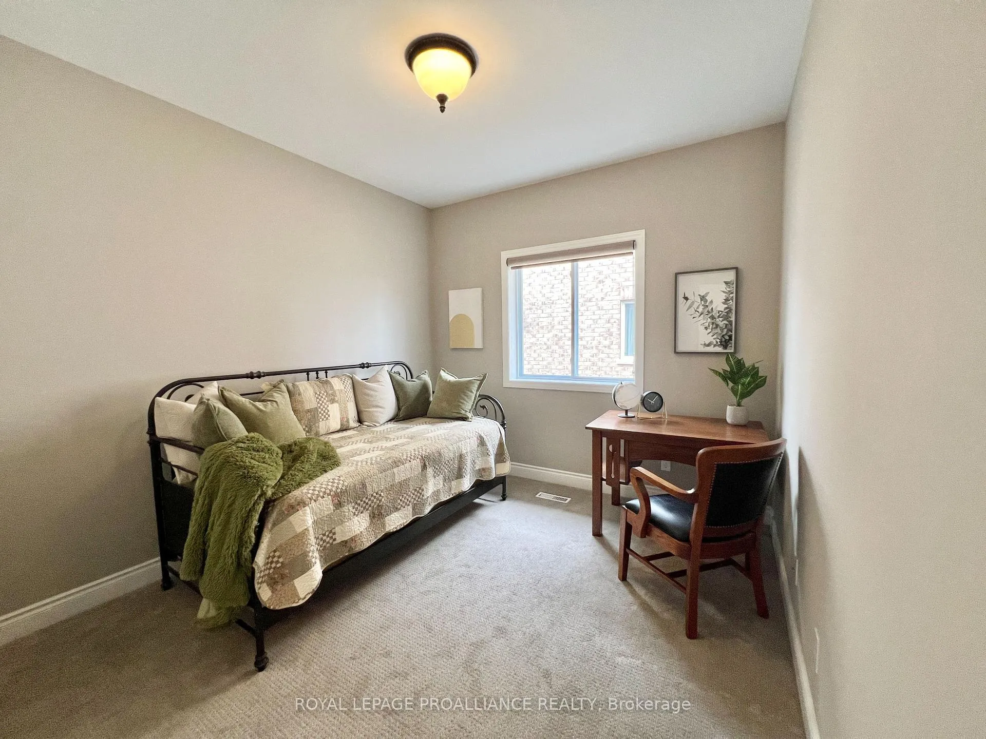 Photo 12 of 89 Hampton Ridge Drive, Belleville, Thurlow Ward — HOMEH