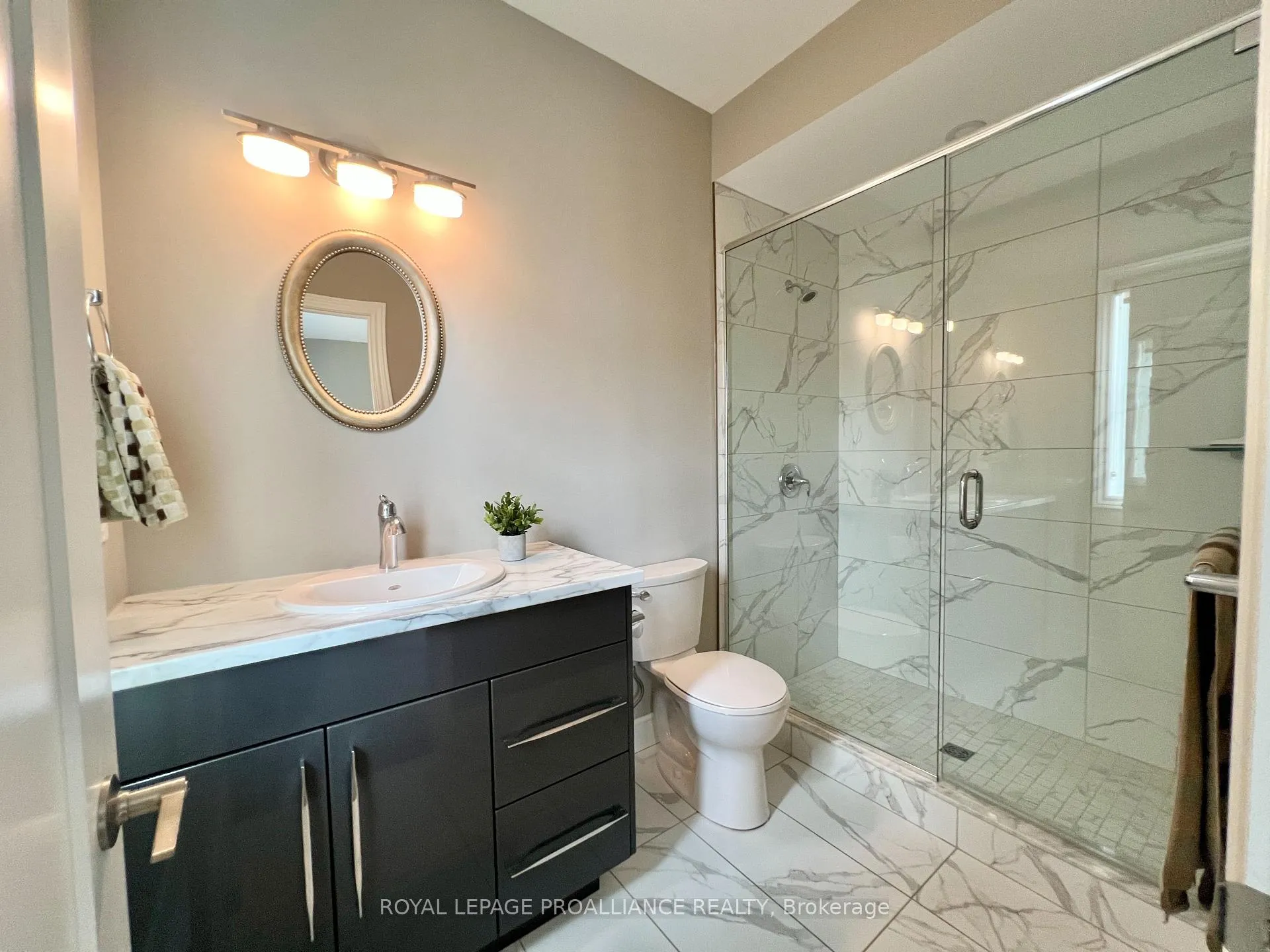 Photo 15 of 89 Hampton Ridge Drive, Belleville, Thurlow Ward — HOMEH