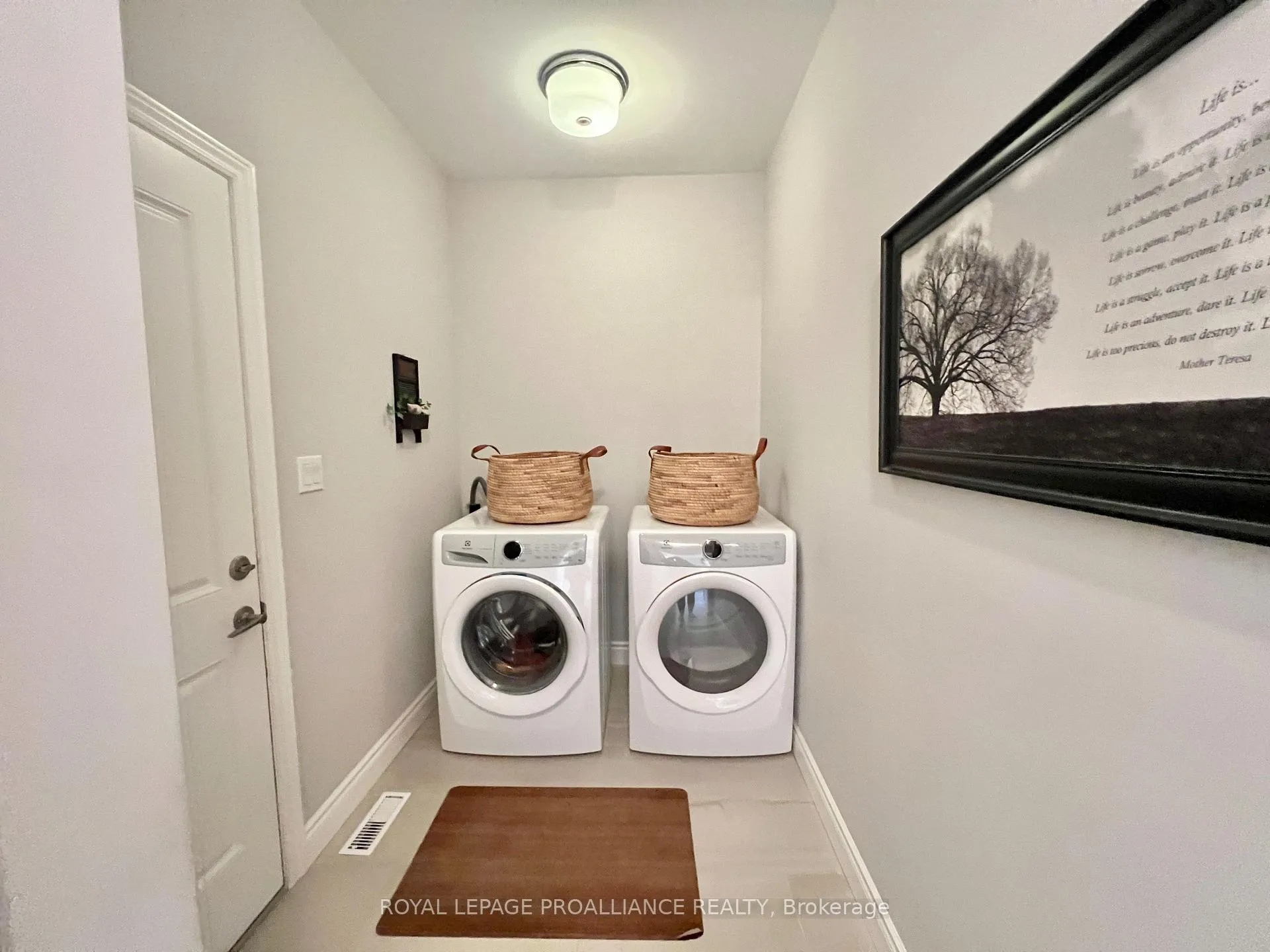 Photo 17 of 89 Hampton Ridge Drive, Belleville, Thurlow Ward — HOMEH