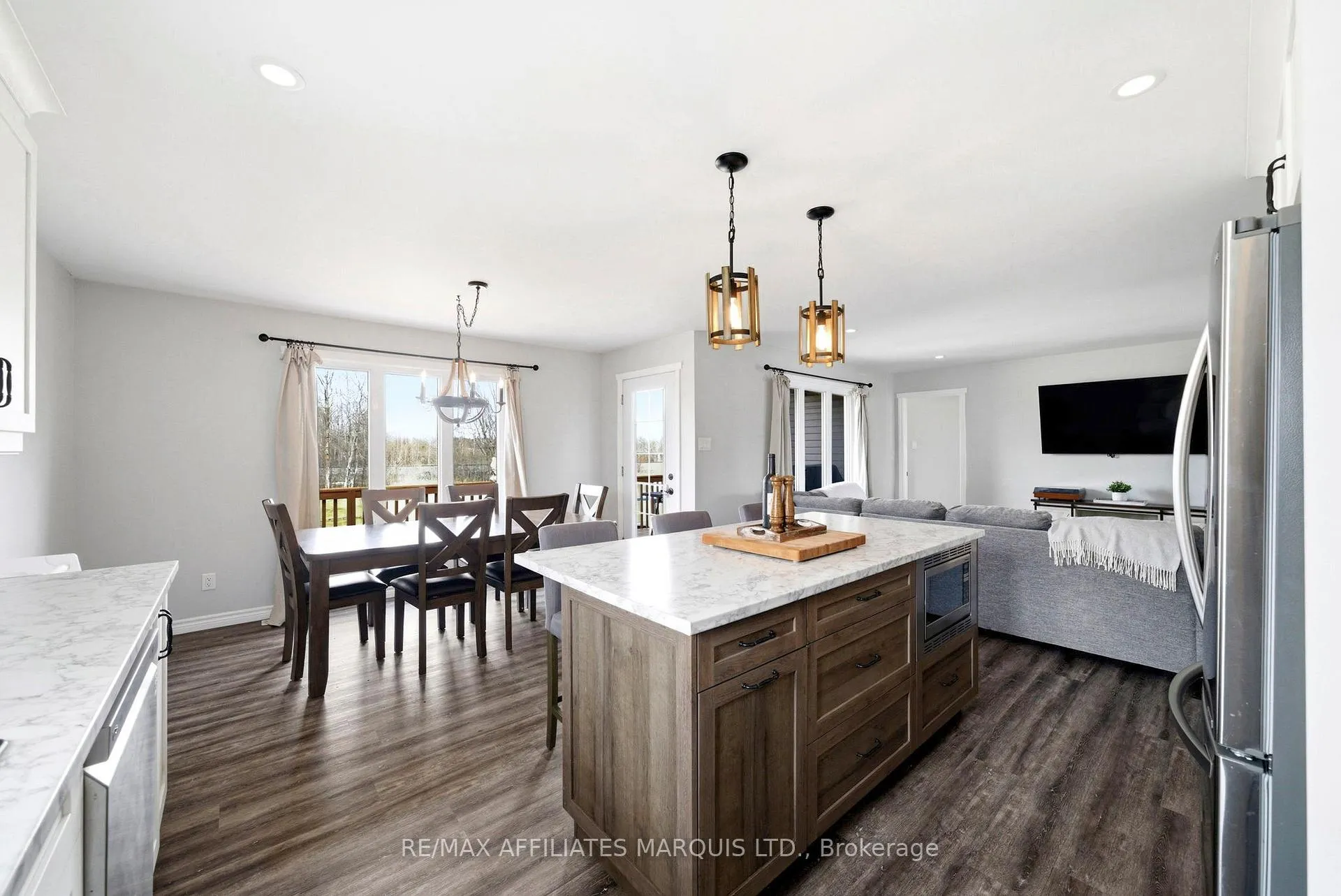 Photo 2 of 15683 County Road 43, North Stormont, North Stormont (Finch) Twp — HOMEH