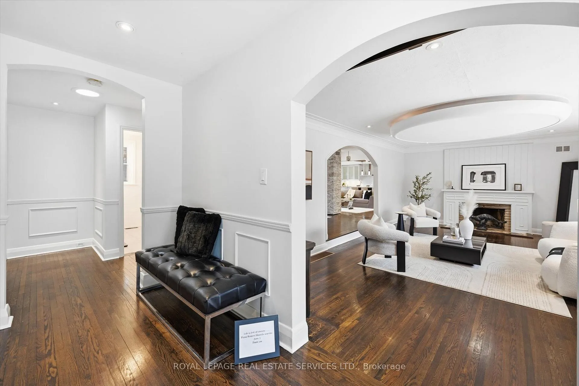 Photo 4 of 108 Lloyminn Avenue, Hamilton, Ancaster — HOMEH