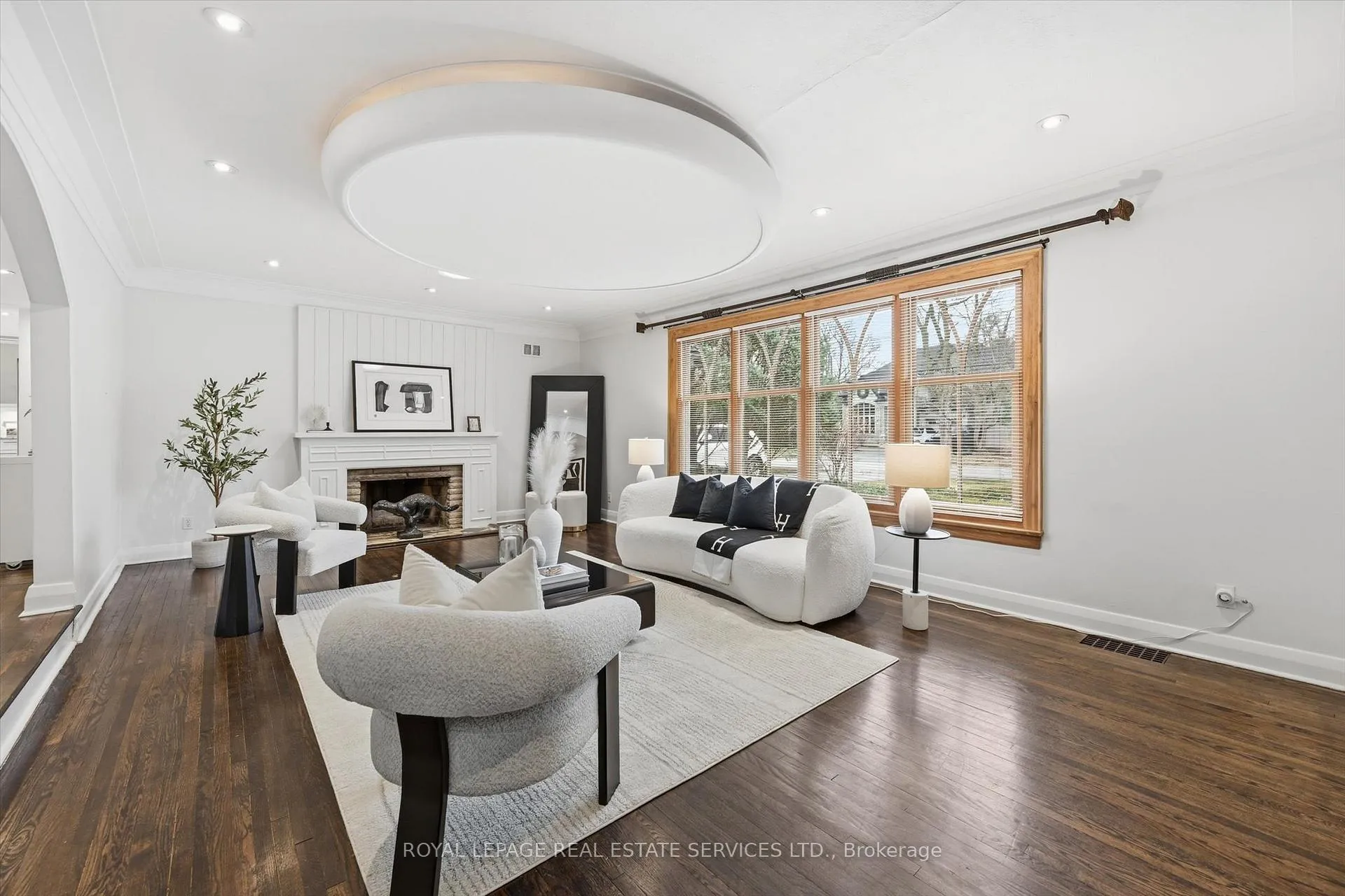 Photo 10 of 108 Lloyminn Avenue, Hamilton, Ancaster — HOMEH