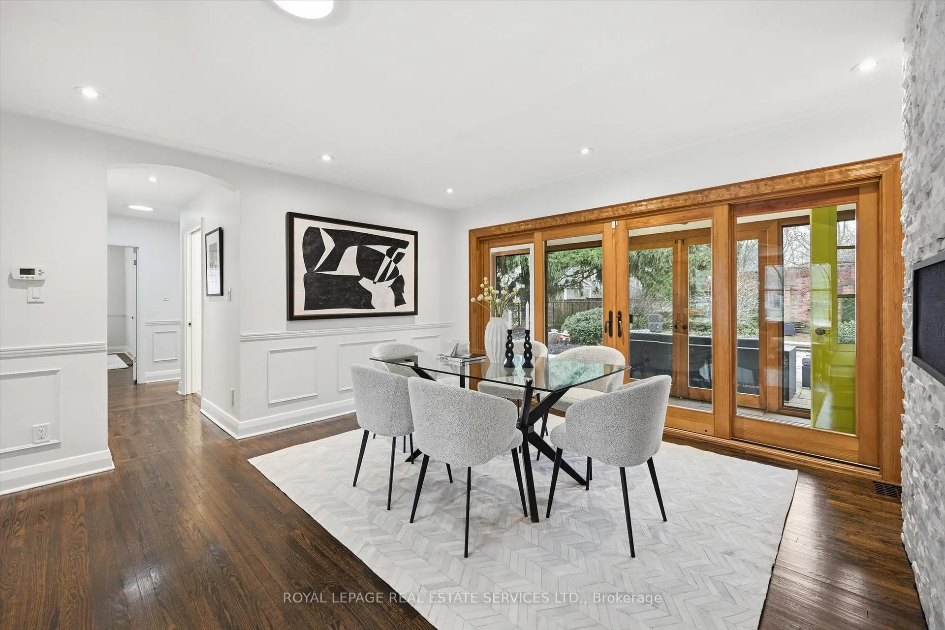 Photo 23 of 108 Lloyminn Avenue, Hamilton, Ancaster — HOMEH