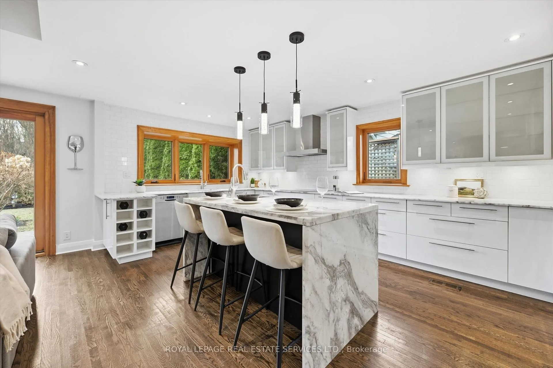 Photo 31 of 108 Lloyminn Avenue, Hamilton, Ancaster — HOMEH