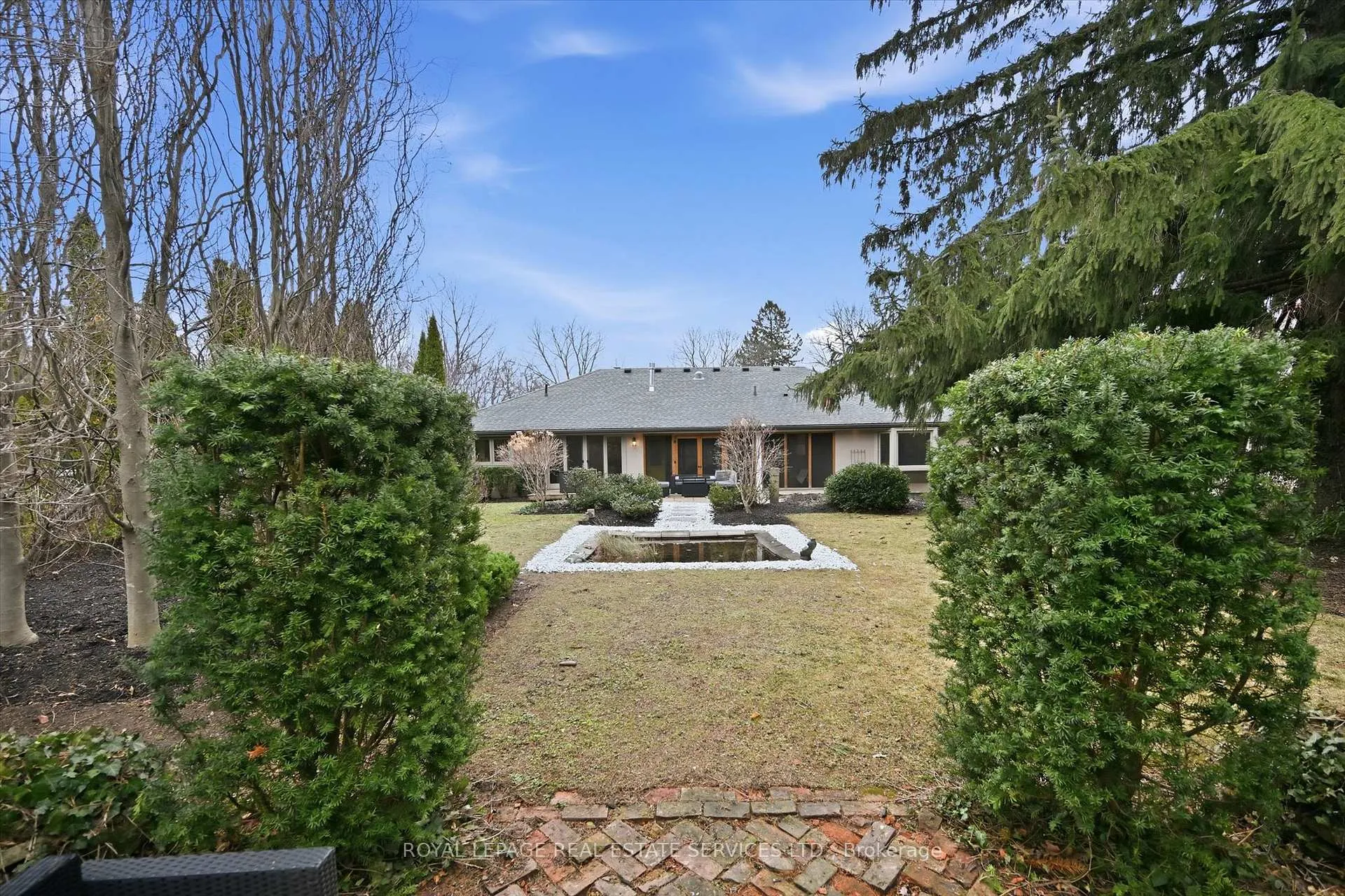 Photo 46 of 108 Lloyminn Avenue, Hamilton, Ancaster — HOMEH