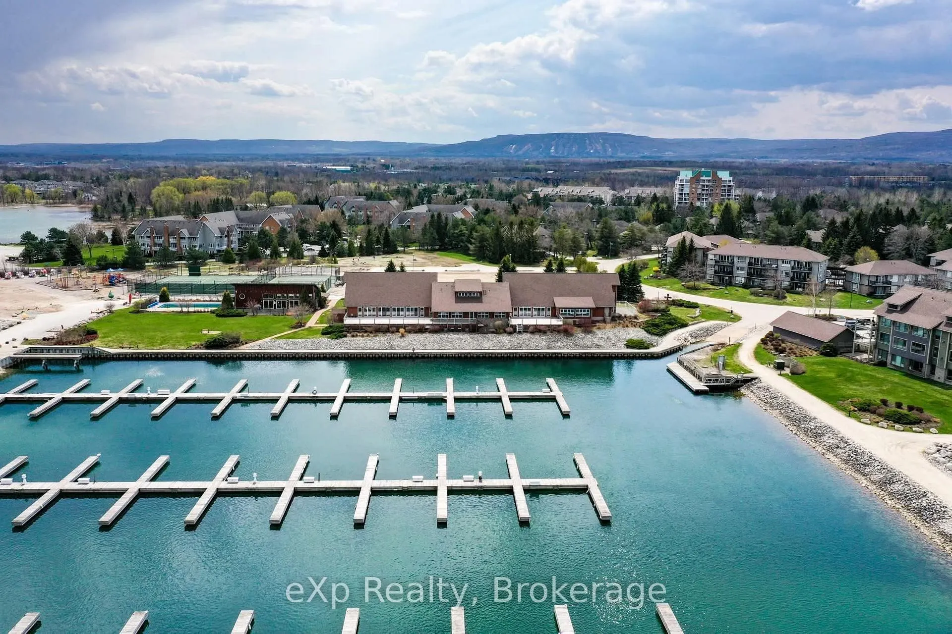 Photo 13 of Unit 8, 337 Mariners Way, Collingwood — HOMEH