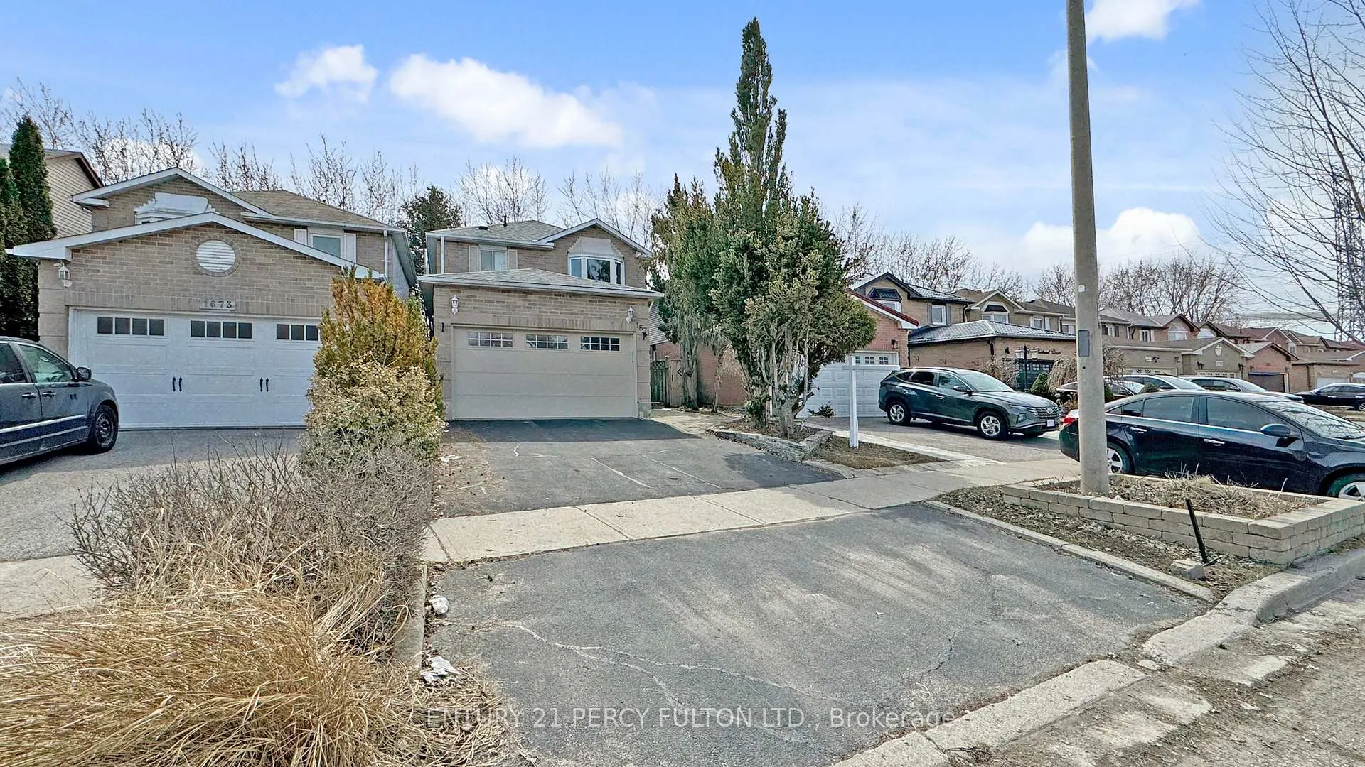Photo 2 of 1671 Portland Court, Pickering, Village East — HOMEH
