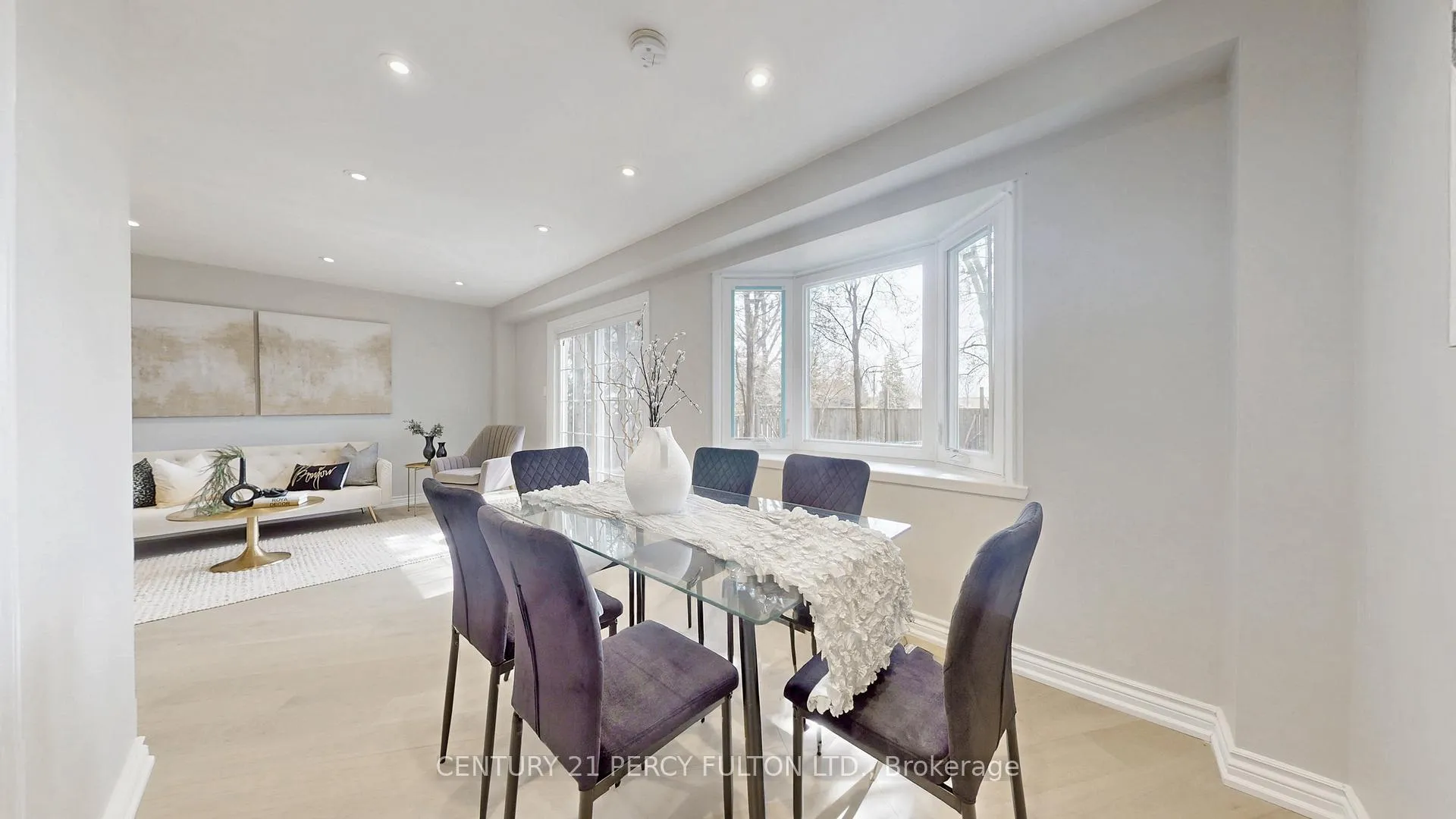 Photo 13 of 1671 Portland Court, Pickering, Village East — HOMEH