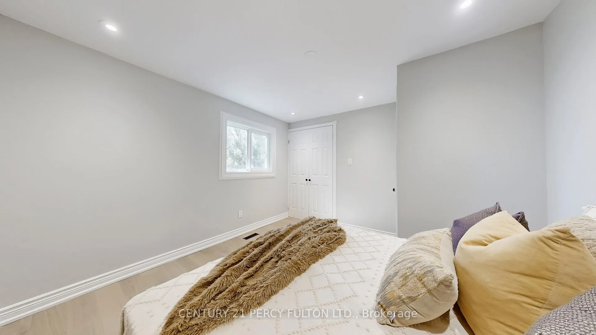 Photo 33 of 1671 Portland Court, Pickering, Village East — HOMEH