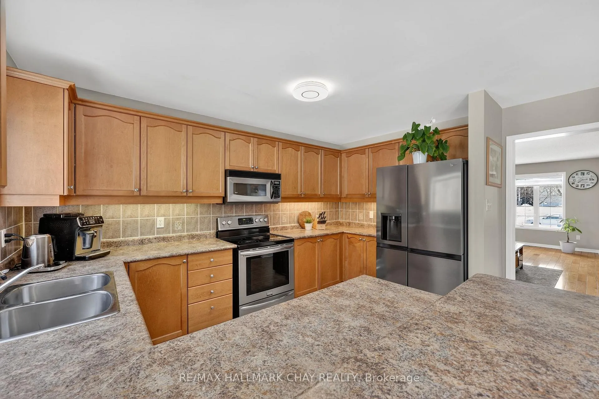 Photo 5 of 87 Truax Crescent, Essa, Angus — HOMEH