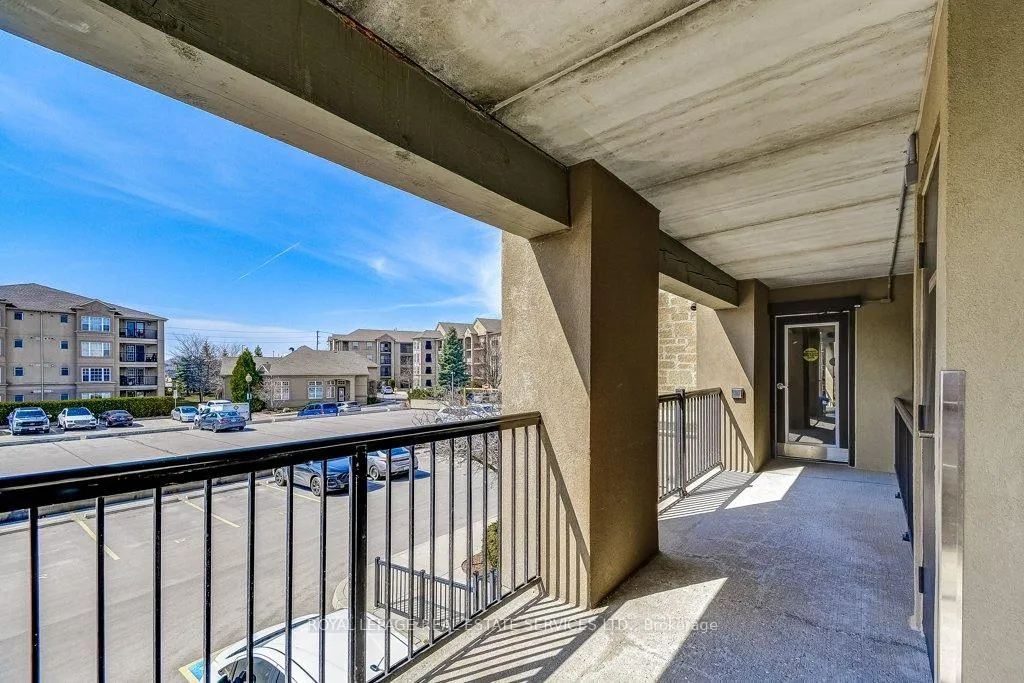 Photo 7 of Unit 210, 2065 Appleby Line, Burlington, Uptown — HOMEH