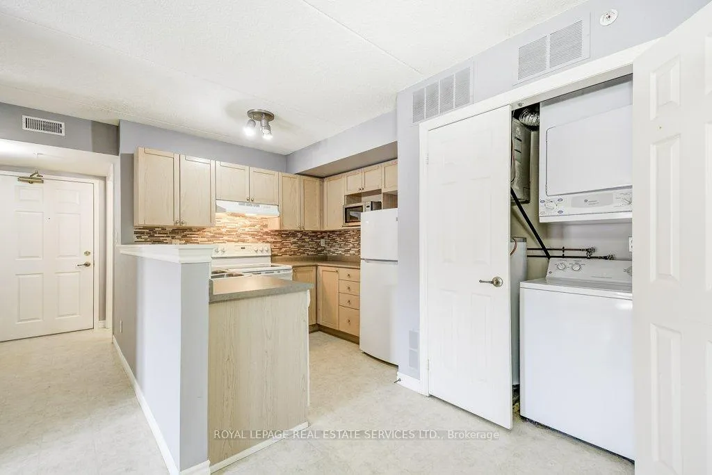 Photo 11 of Unit 210, 2065 Appleby Line, Burlington, Uptown — HOMEH