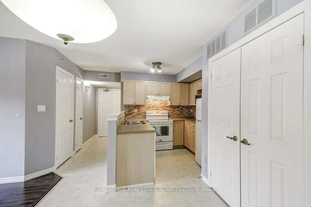 Photo 12 of Unit 210, 2065 Appleby Line, Burlington, Uptown — HOMEH