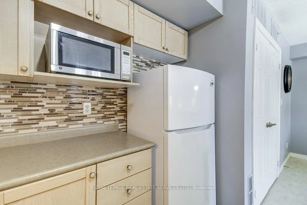 Photo 16 of Unit 210, 2065 Appleby Line, Burlington, Uptown — HOMEH